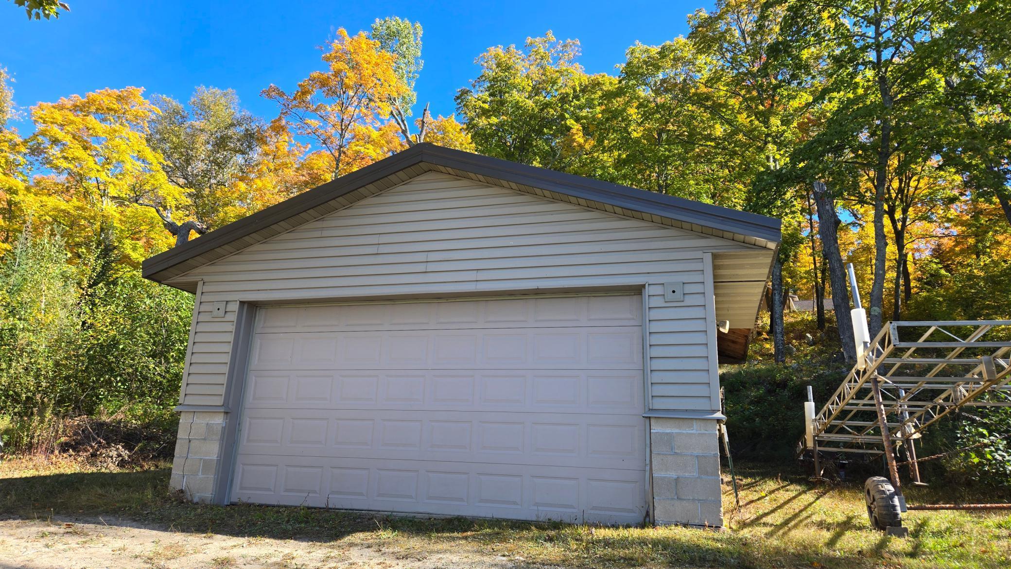 4251 Sugar Point Property Photo 16