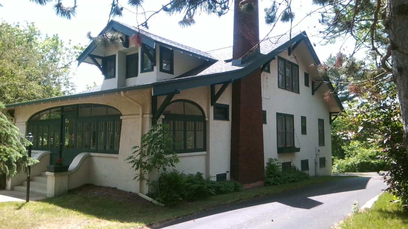 721 N 3rd Street Property Photo 1