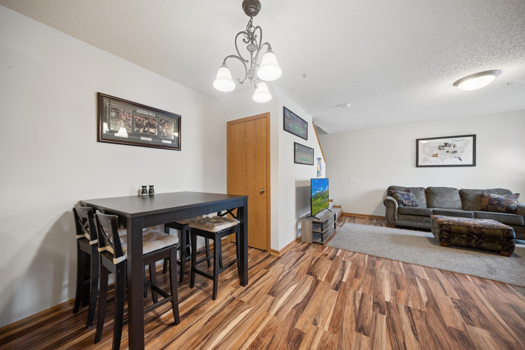 206 E Orchard Street Property Photo 6