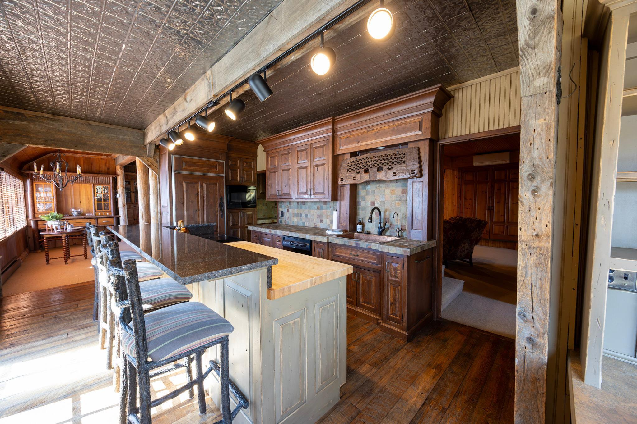 1812 E Shore Drive Property Photo 37