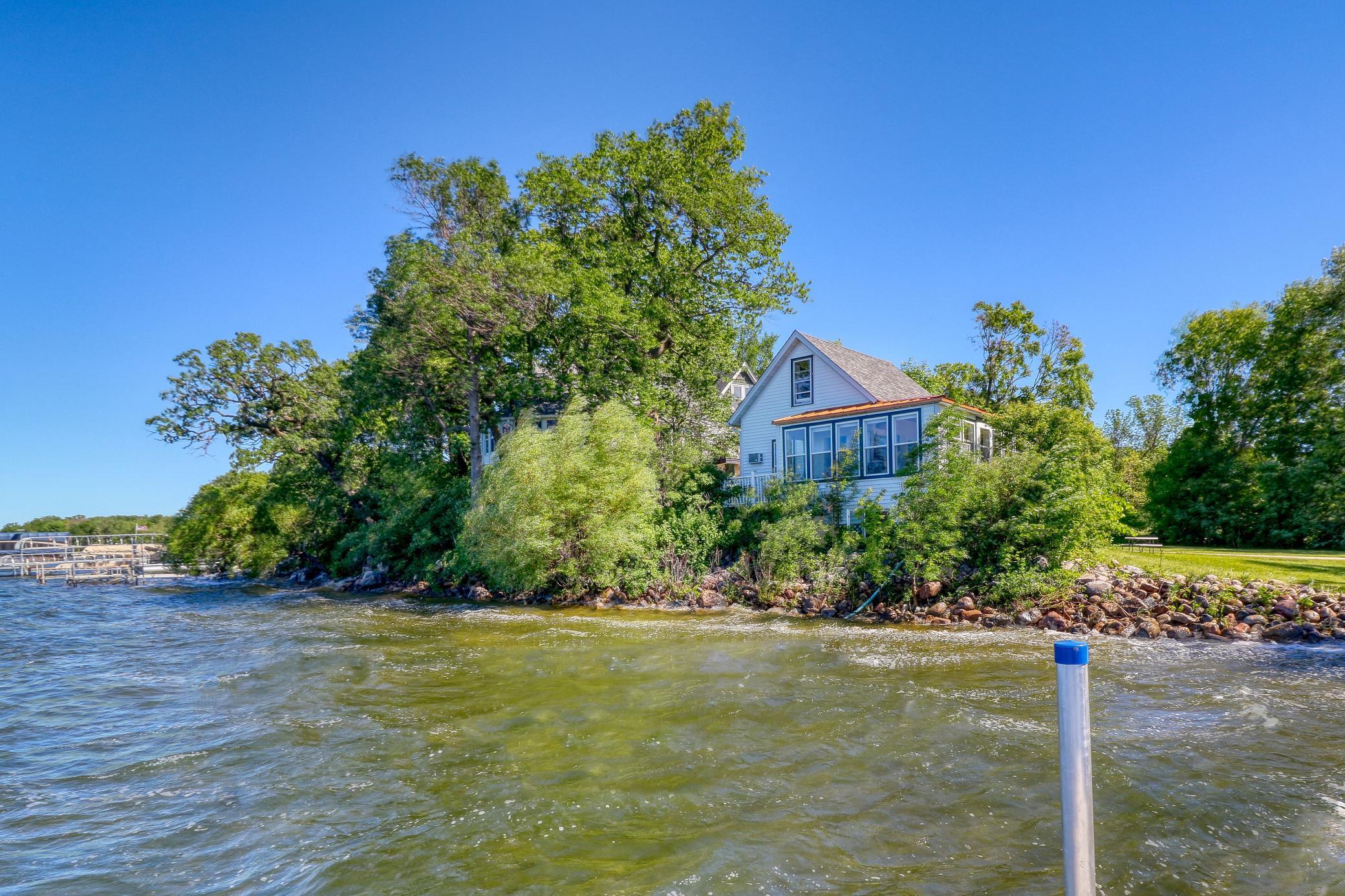 1812 E Shore Drive Property Photo 91