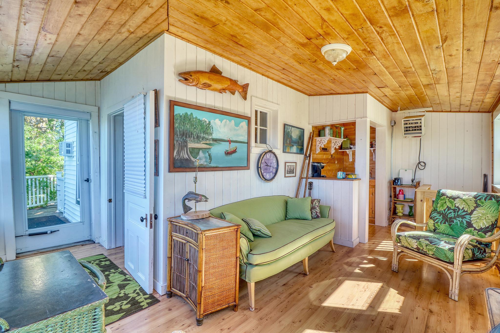 1812 E Shore Drive Property Photo 96
