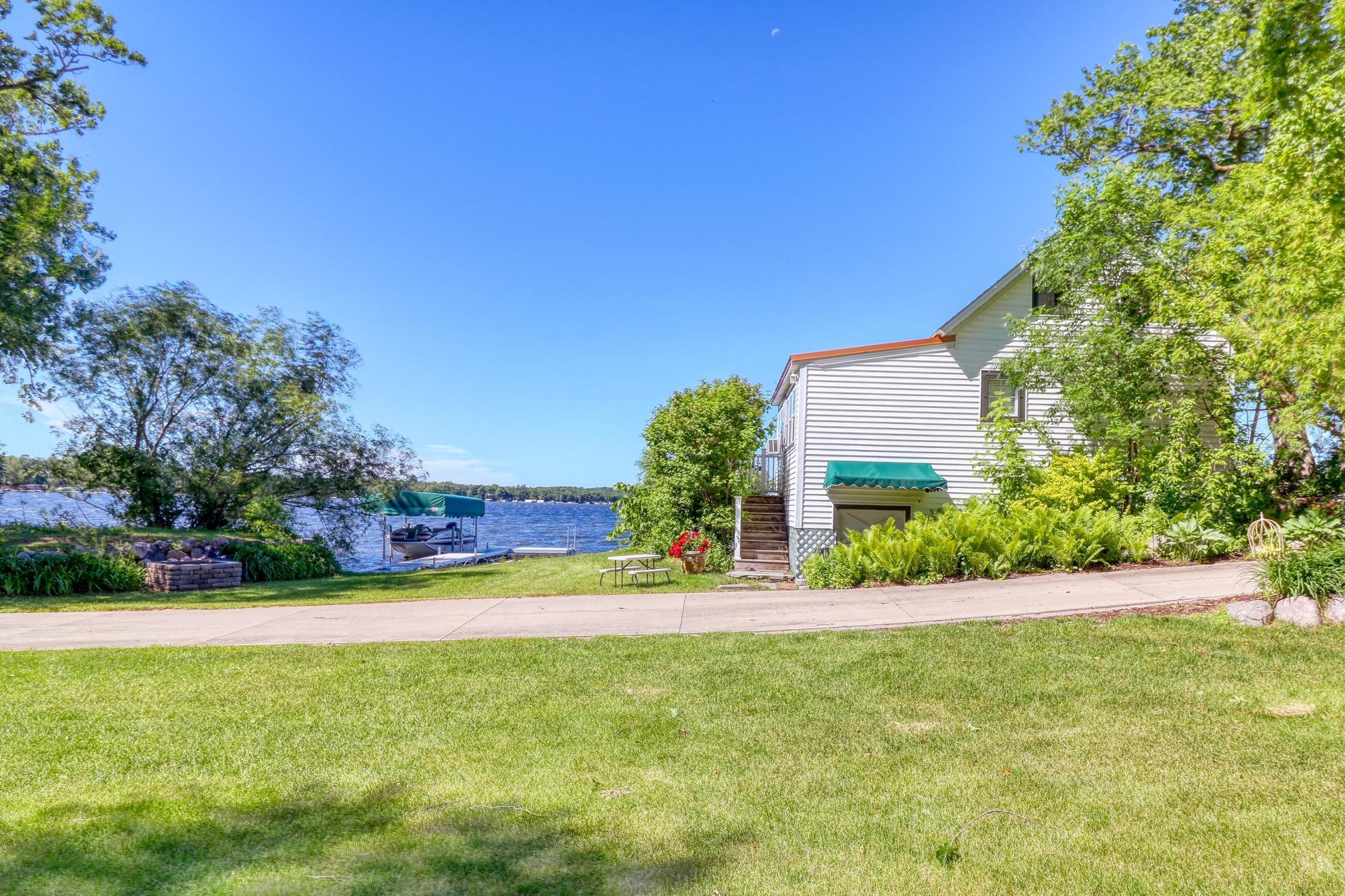 1812 E Shore Drive Property Photo 123