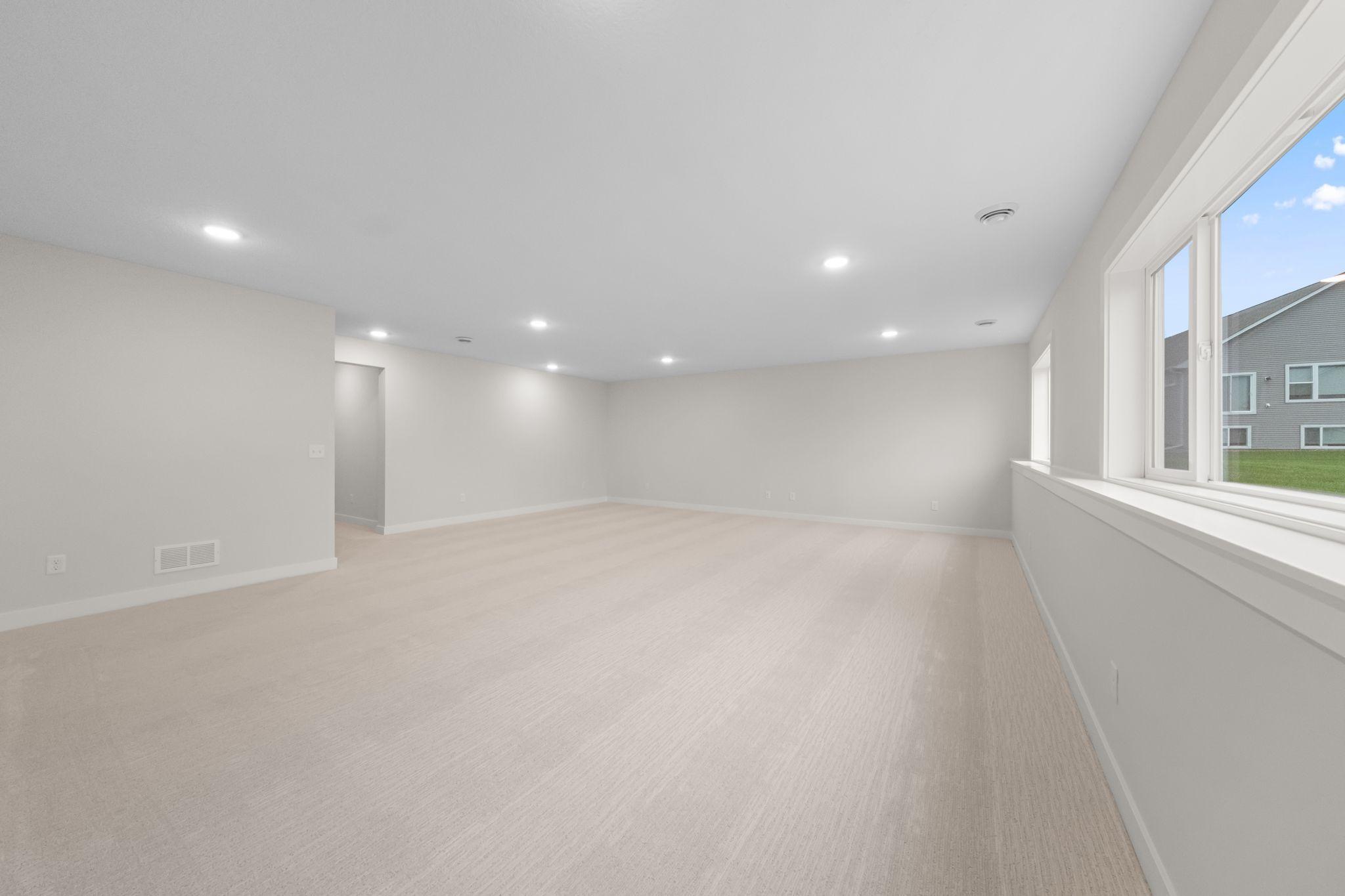 4883 127th Circle Ne Property Photo 28