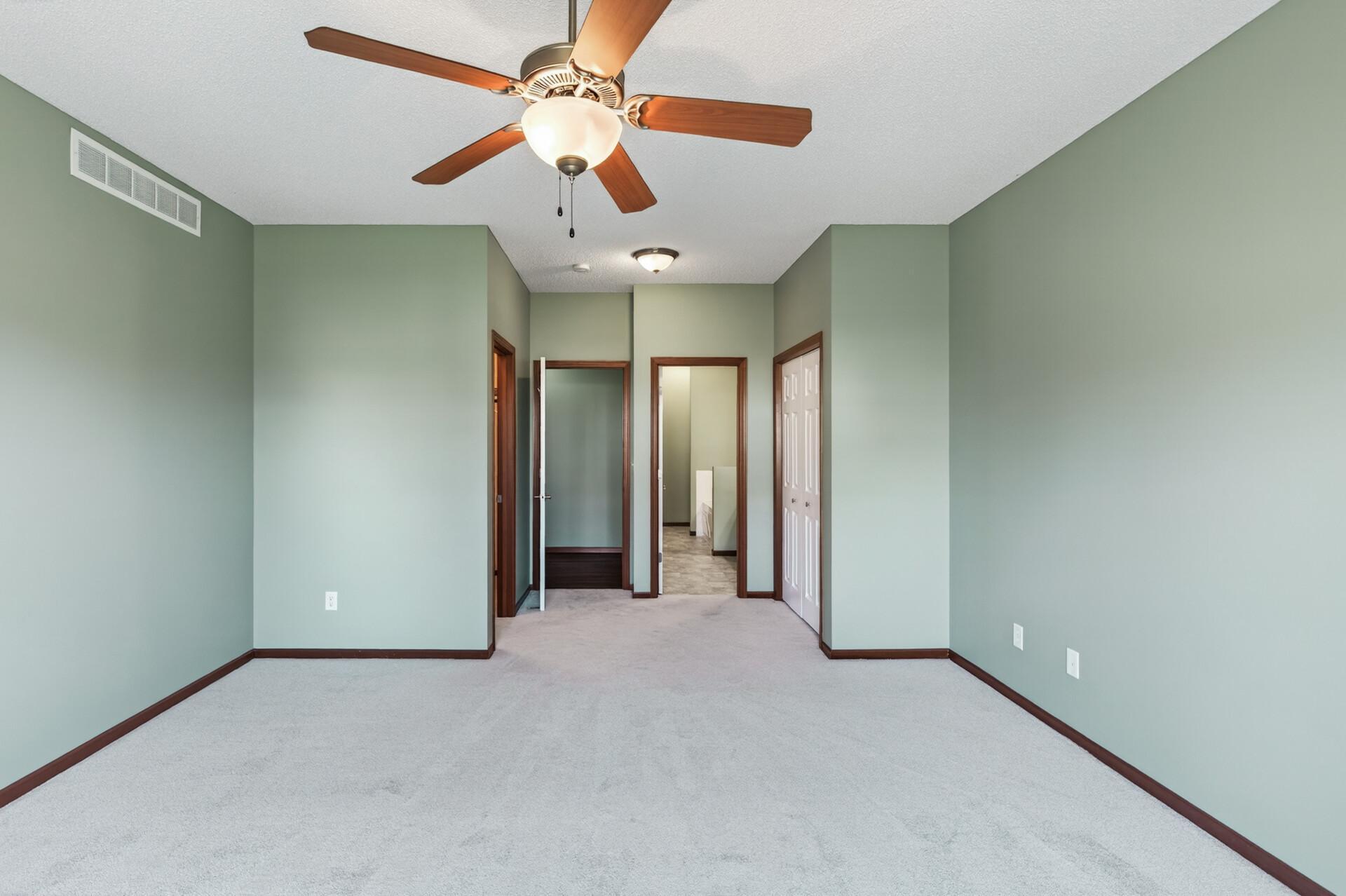 17281 Eagleview Drive 197 Property Photo 14