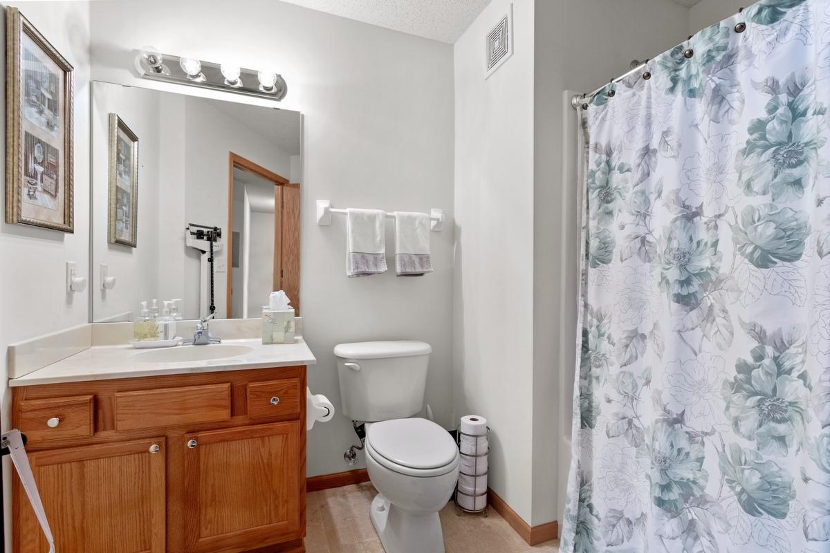 2231 Penn Place 201 Property Photo 12
