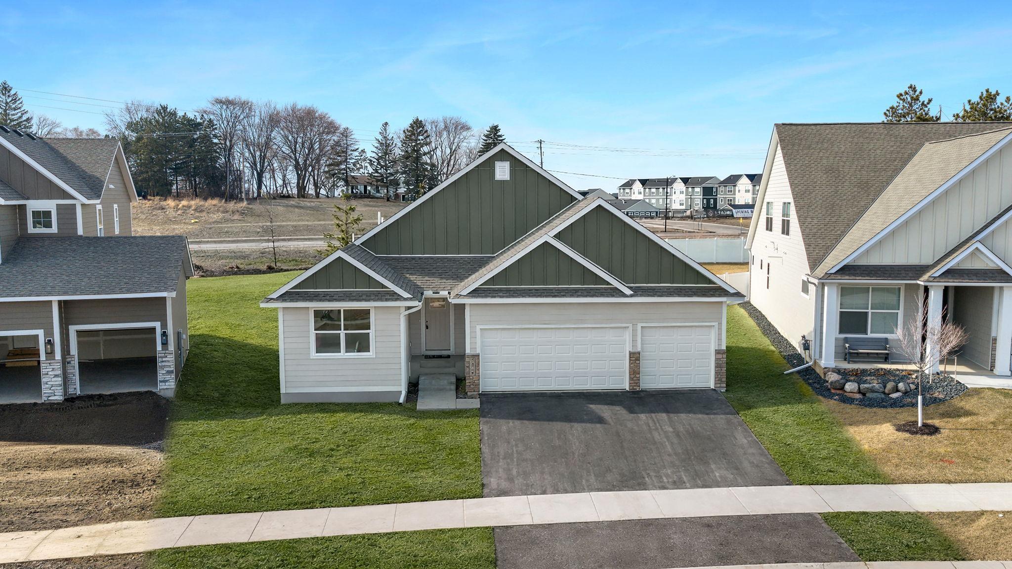 316 Distel Drive Property Photo 1