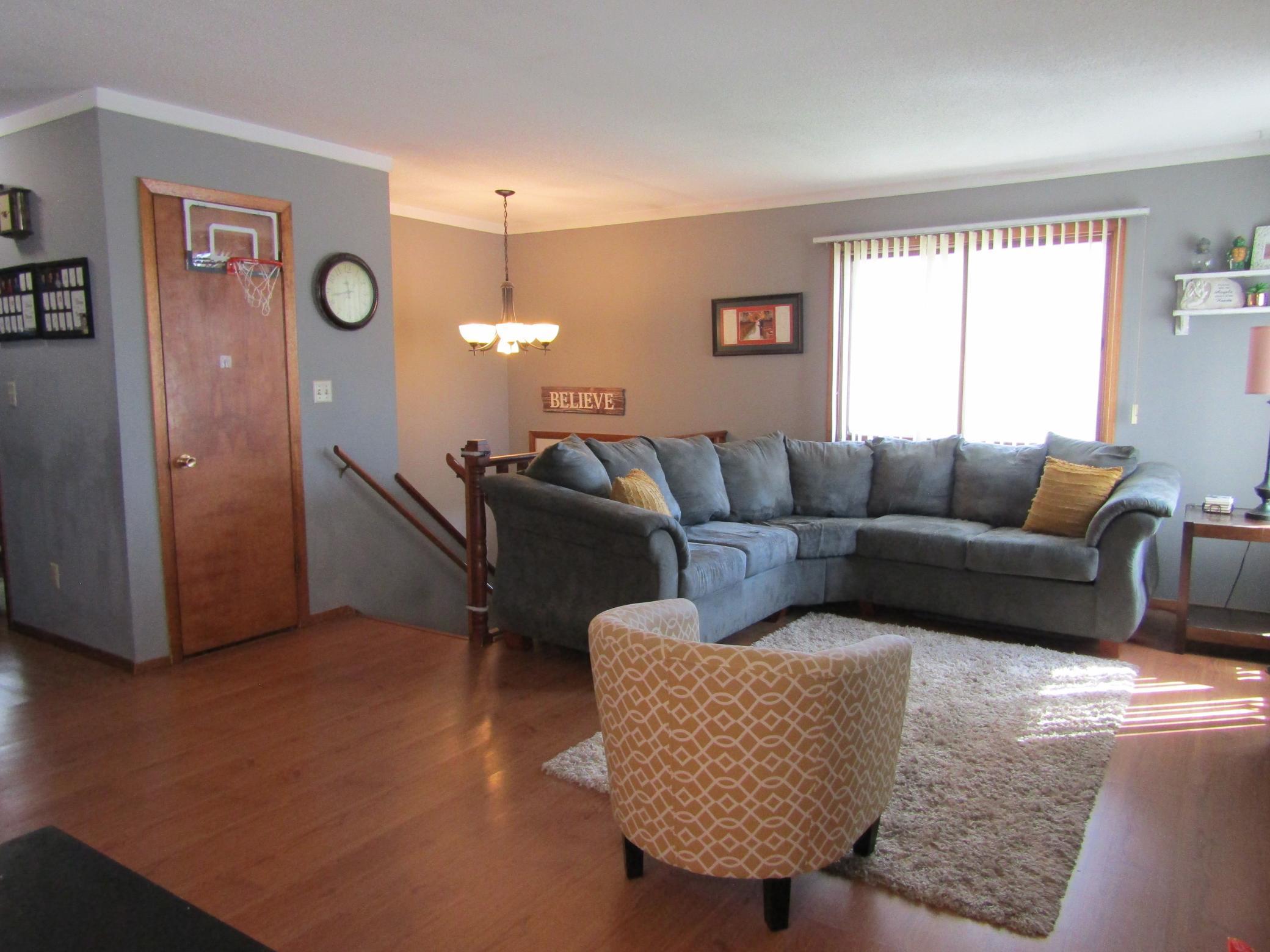 107 3rd Ave Property Photo 2