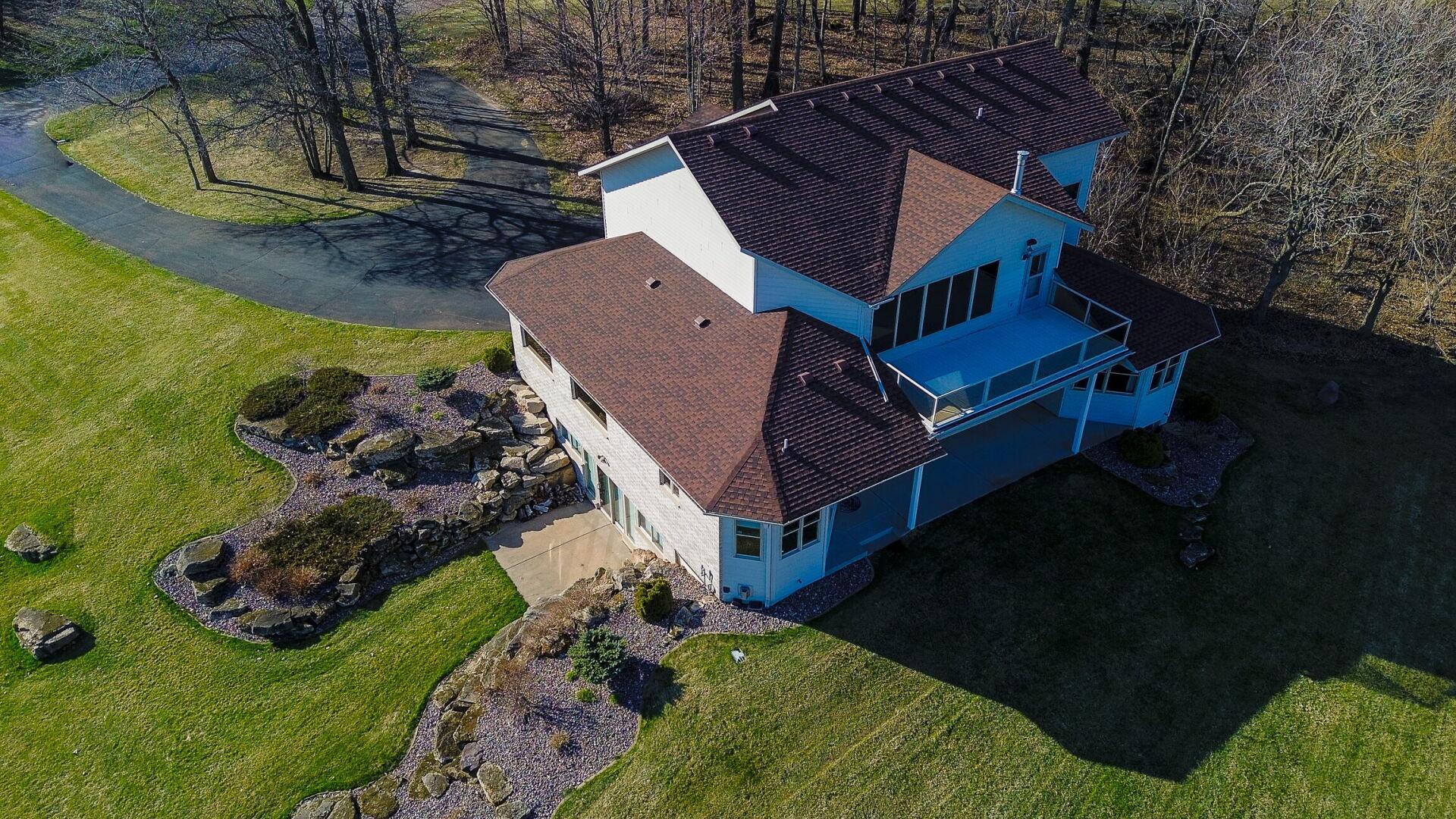 E5110 Interlachen Boulevard Property Photo 18