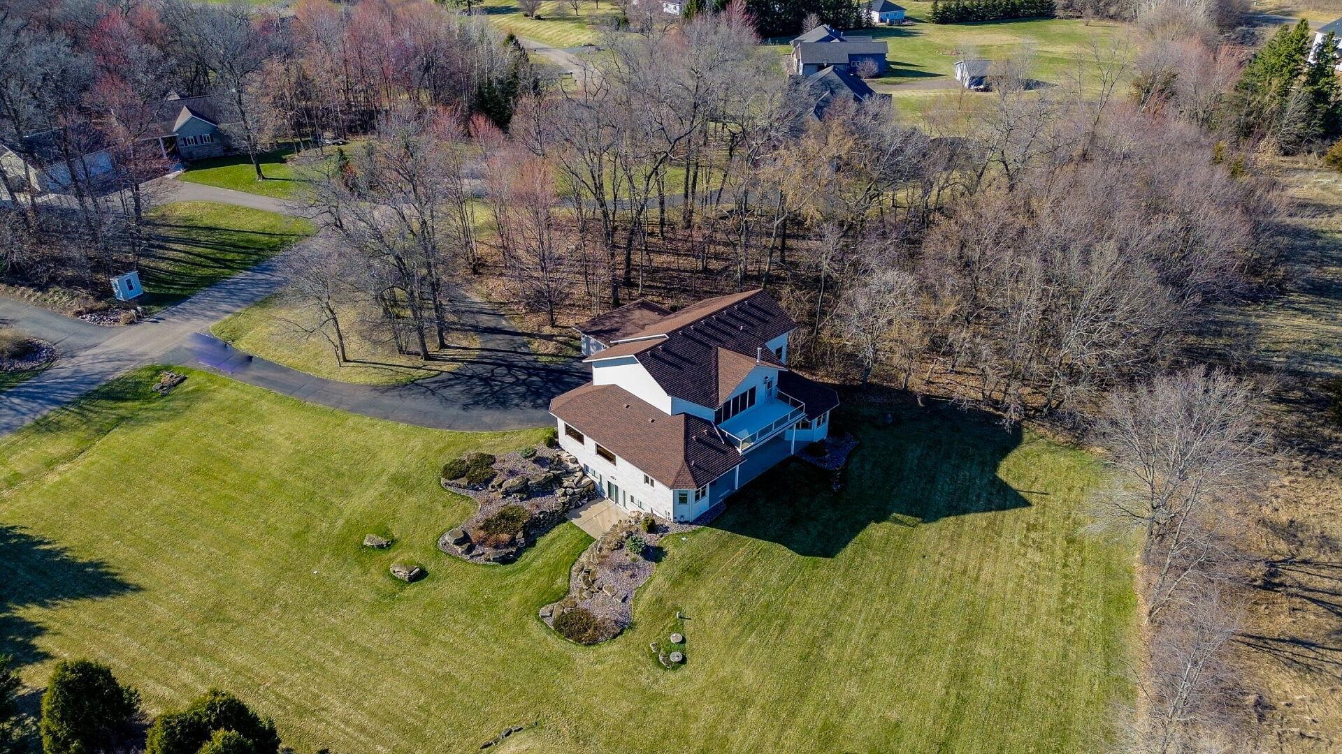 E5110 Interlachen Boulevard Property Photo 20