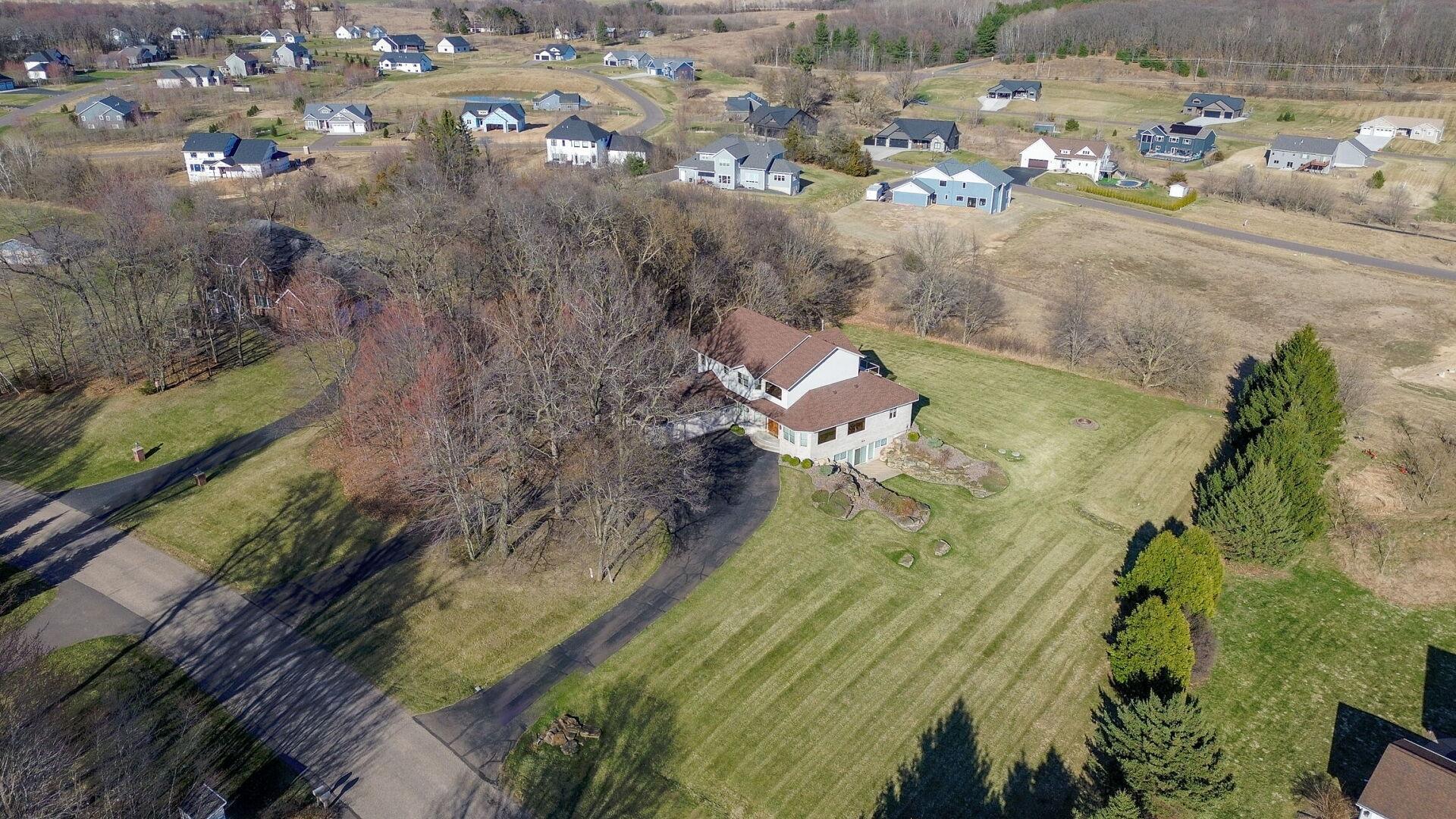 E5110 Interlachen Boulevard Property Photo 22