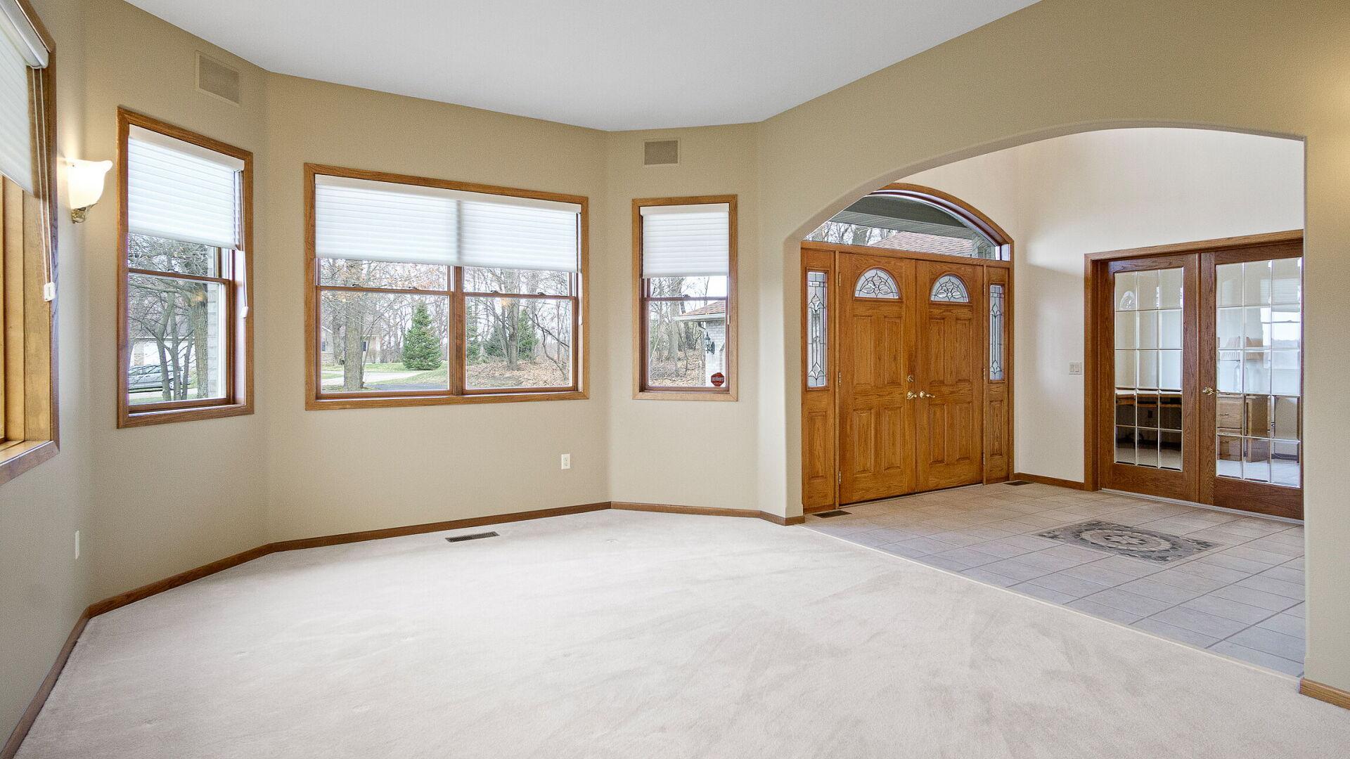 E5110 Interlachen Boulevard Property Photo 30