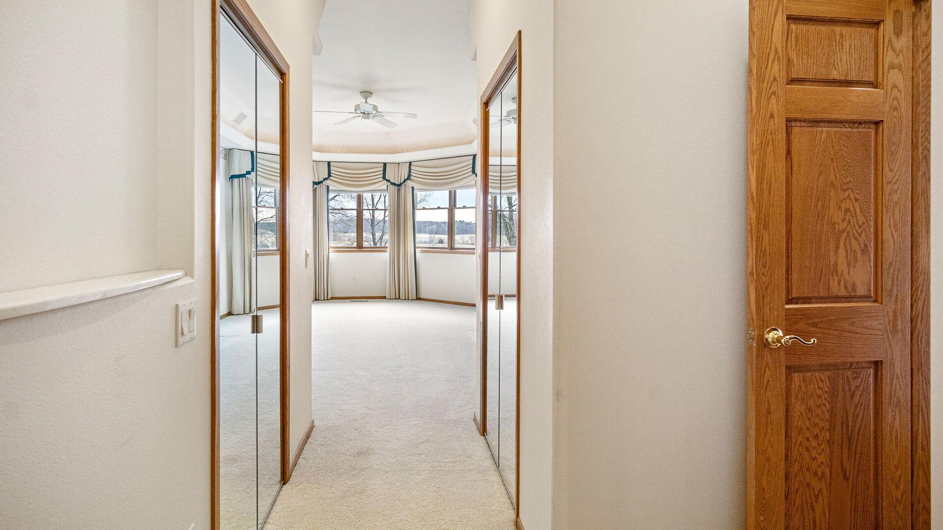 E5110 Interlachen Boulevard Property Photo 45