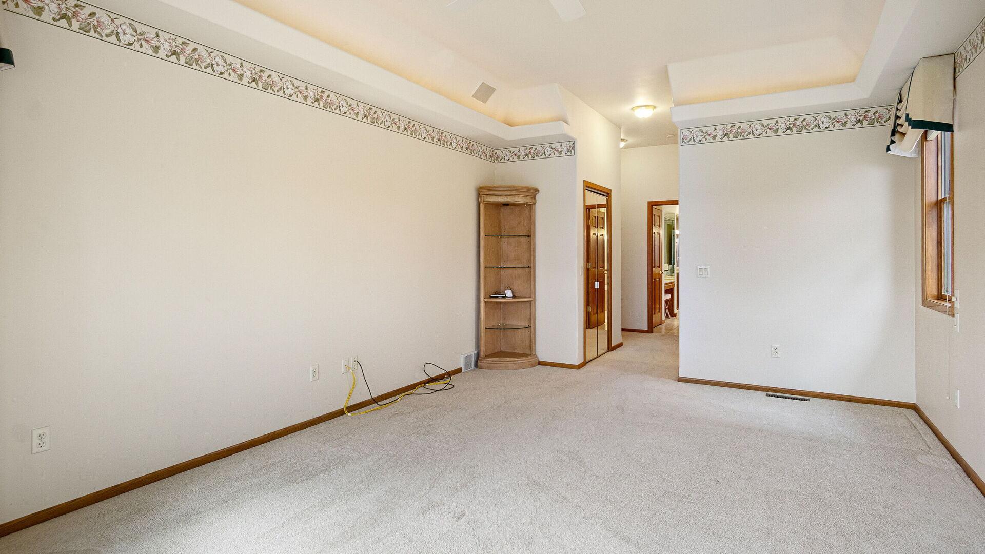 E5110 Interlachen Boulevard Property Photo 47