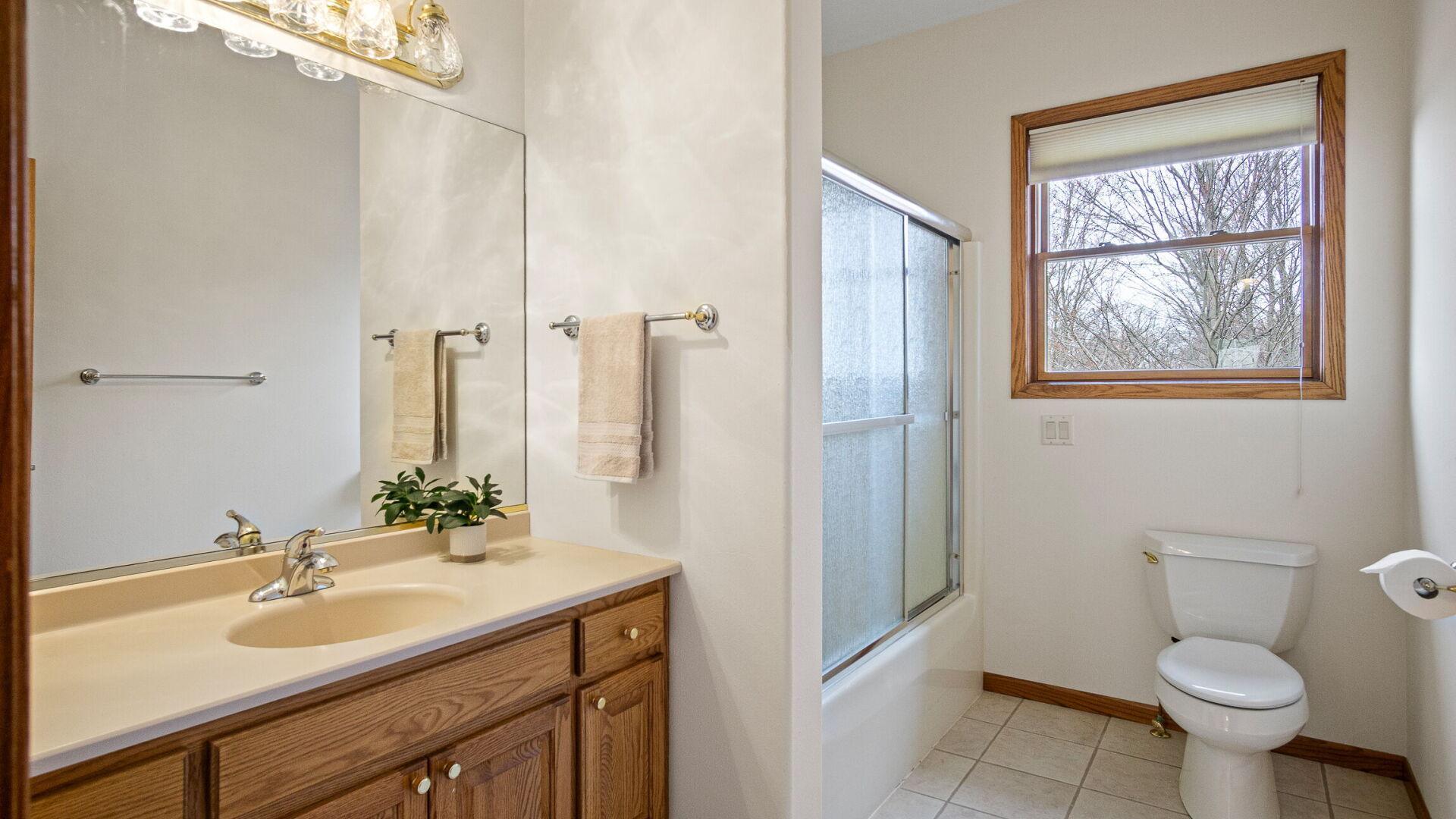 E5110 Interlachen Boulevard Property Photo 66