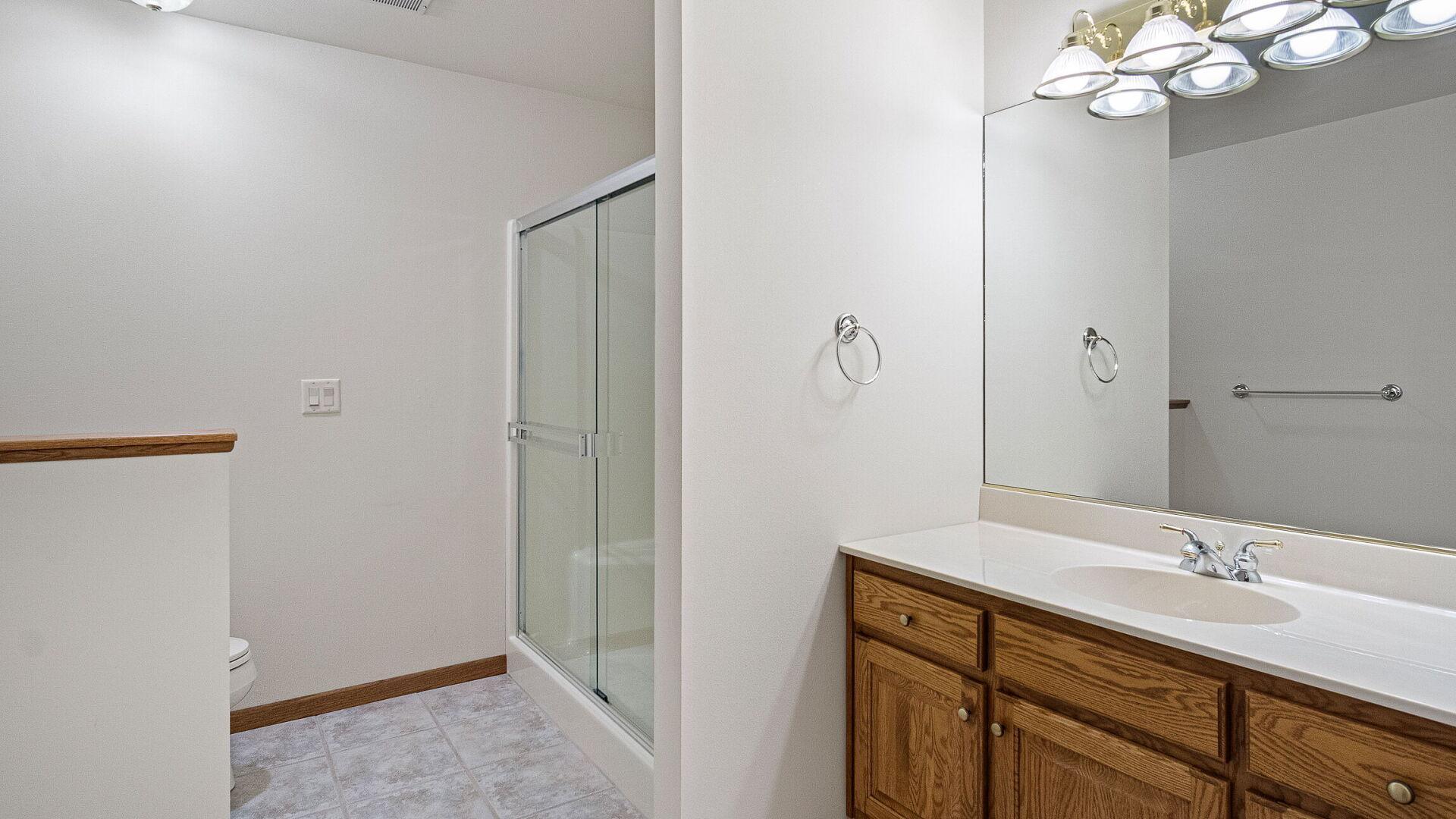 E5110 Interlachen Boulevard Property Photo 70