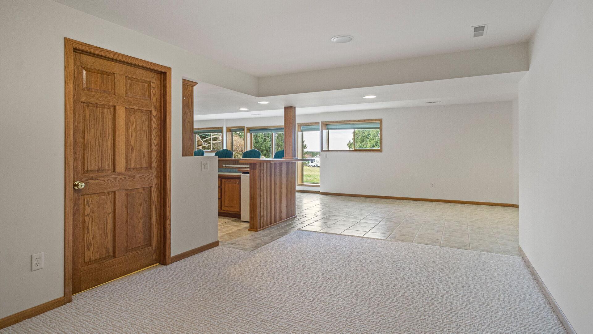 E5110 Interlachen Boulevard Property Photo 71