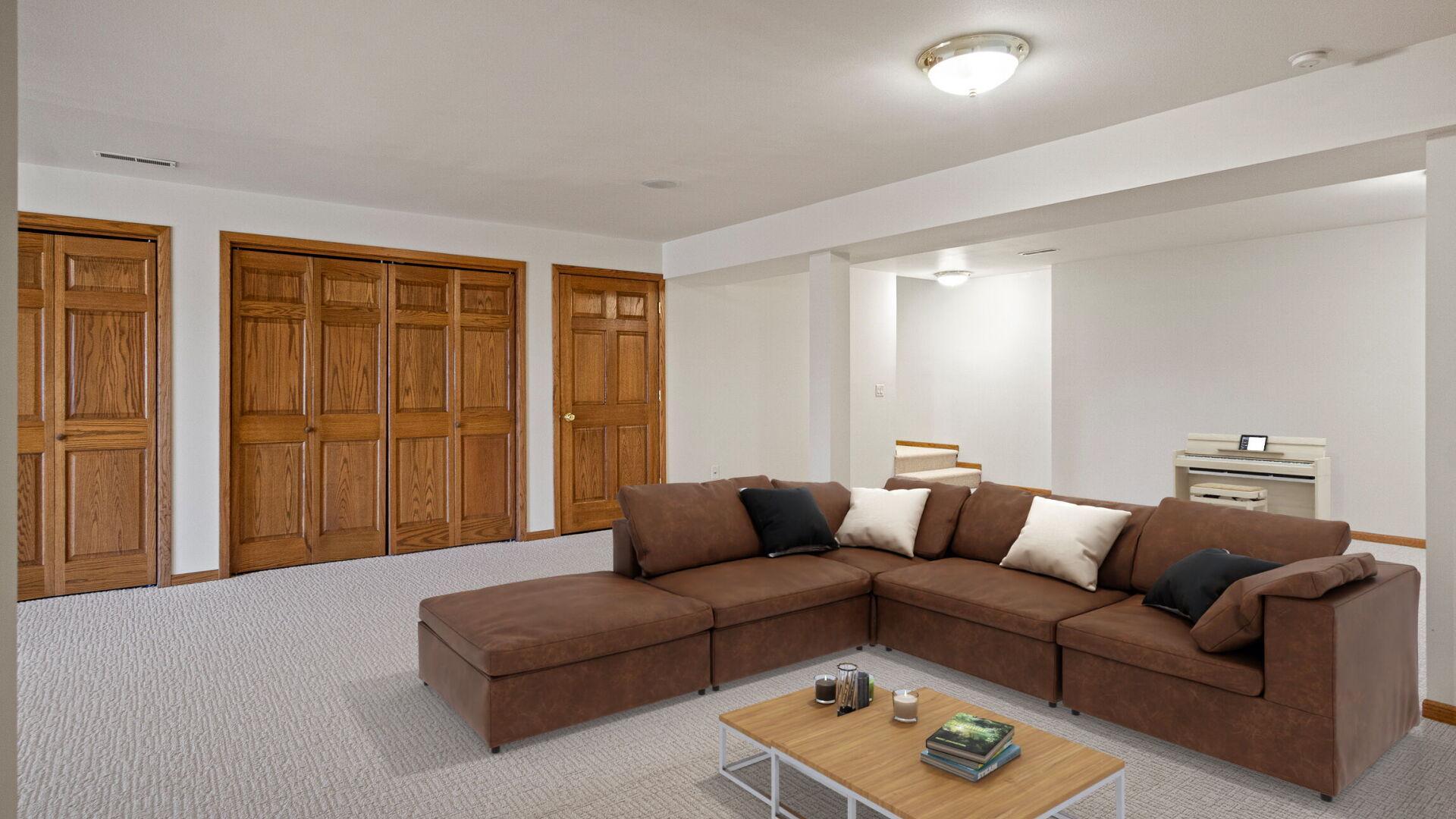 E5110 Interlachen Boulevard Property Photo 87