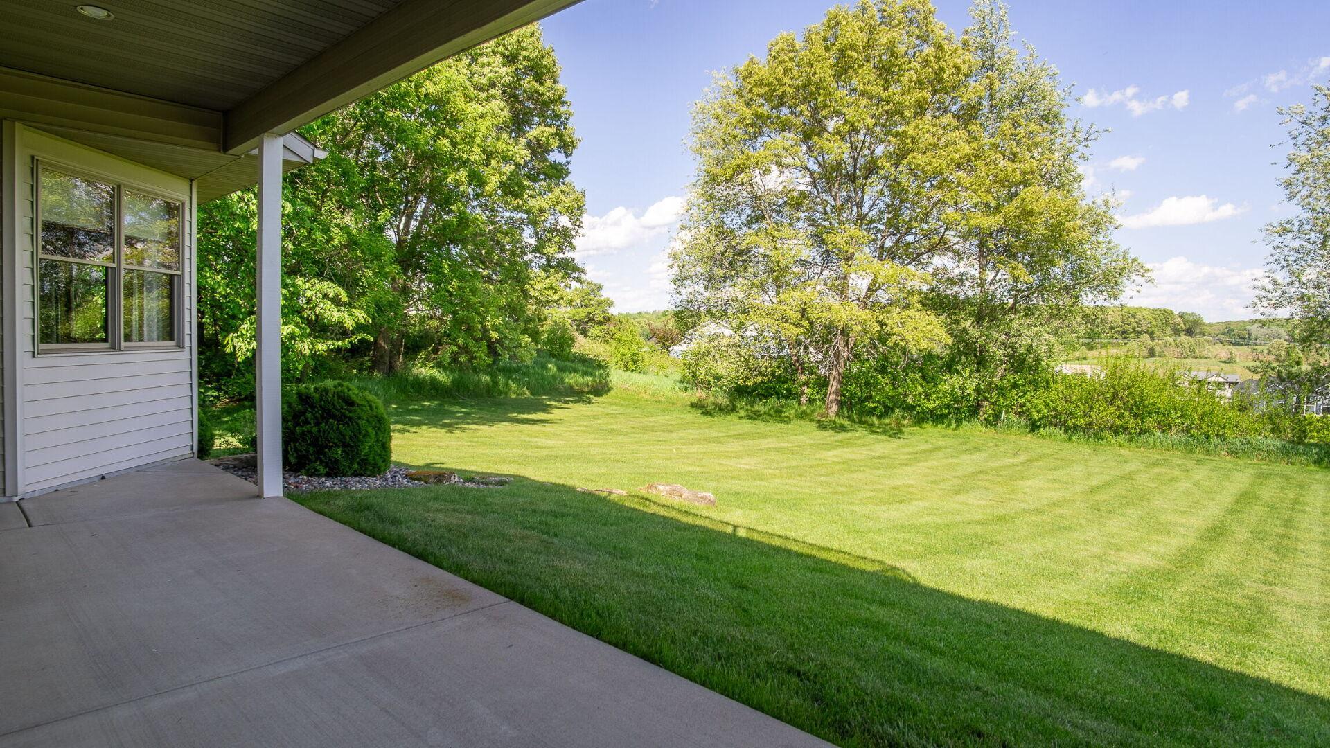 E5110 Interlachen Boulevard Property Photo 97