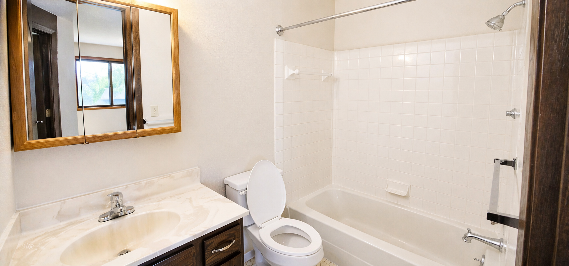328 Lake Street 7 Property Photo 12