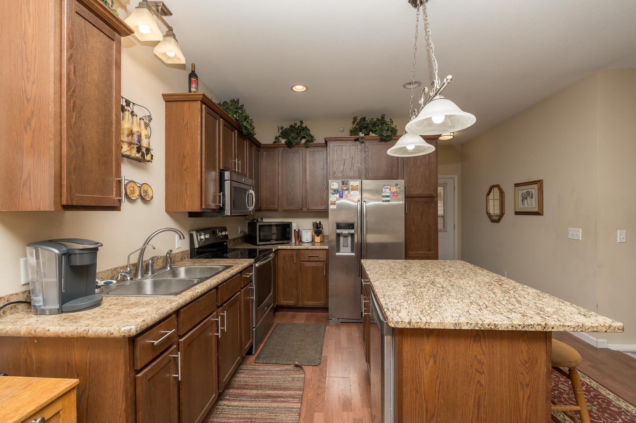 4129 Jarmann Lane Property Photo 6