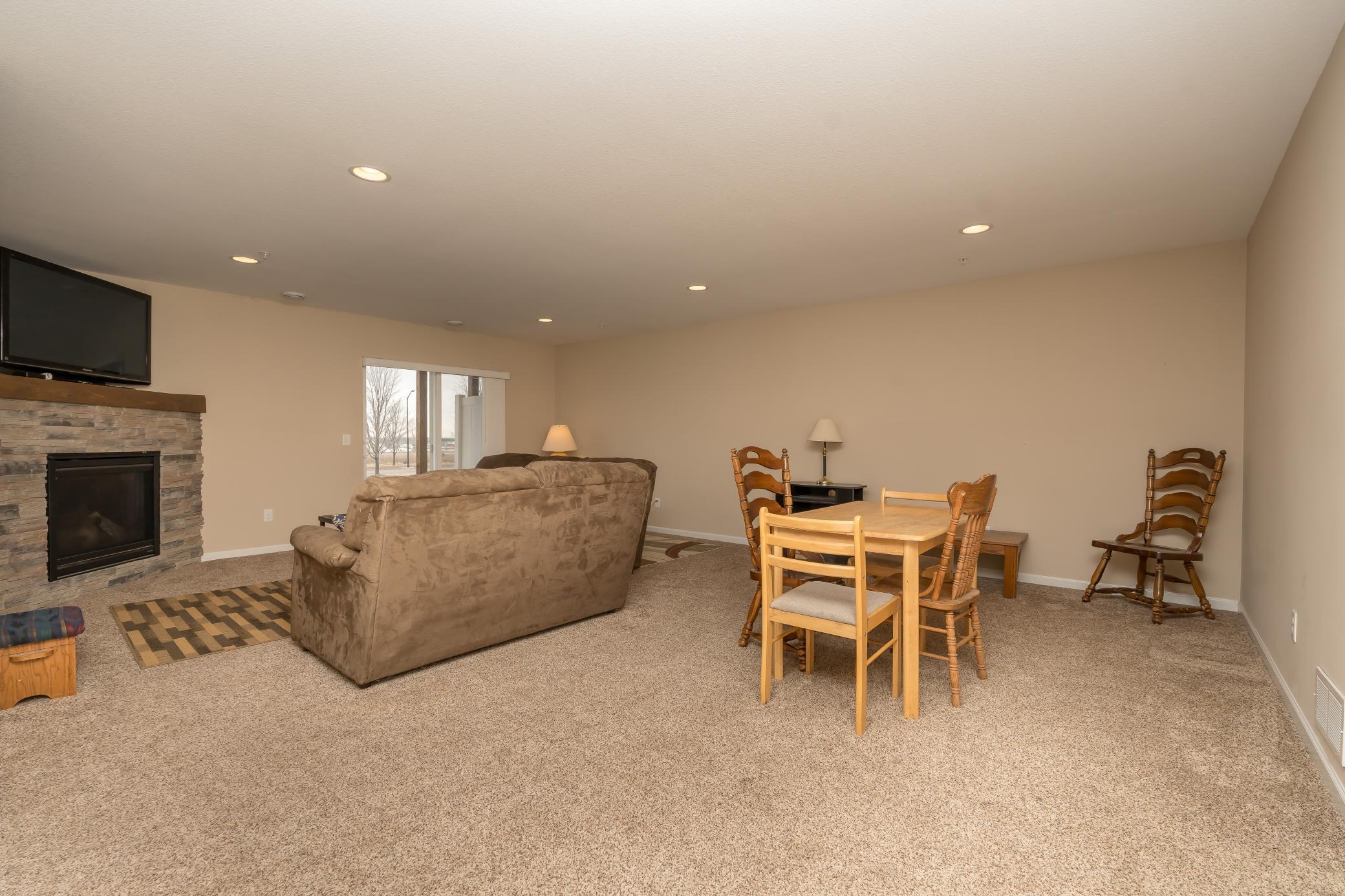 4129 Jarmann Lane Property Photo 19