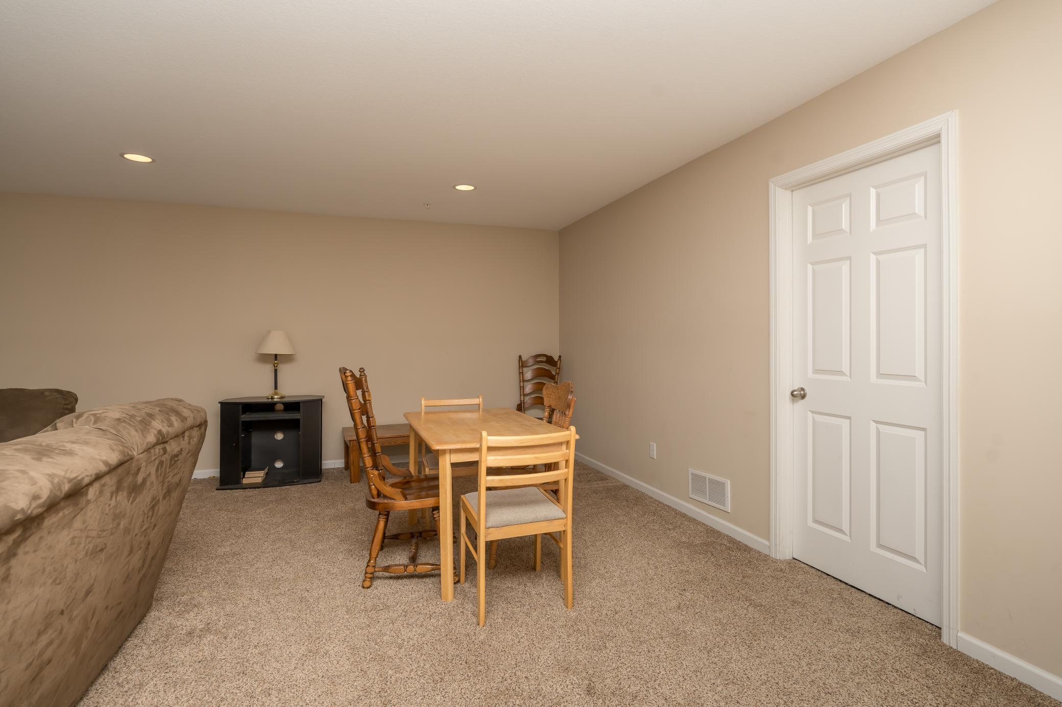 4129 Jarmann Lane Property Photo 20
