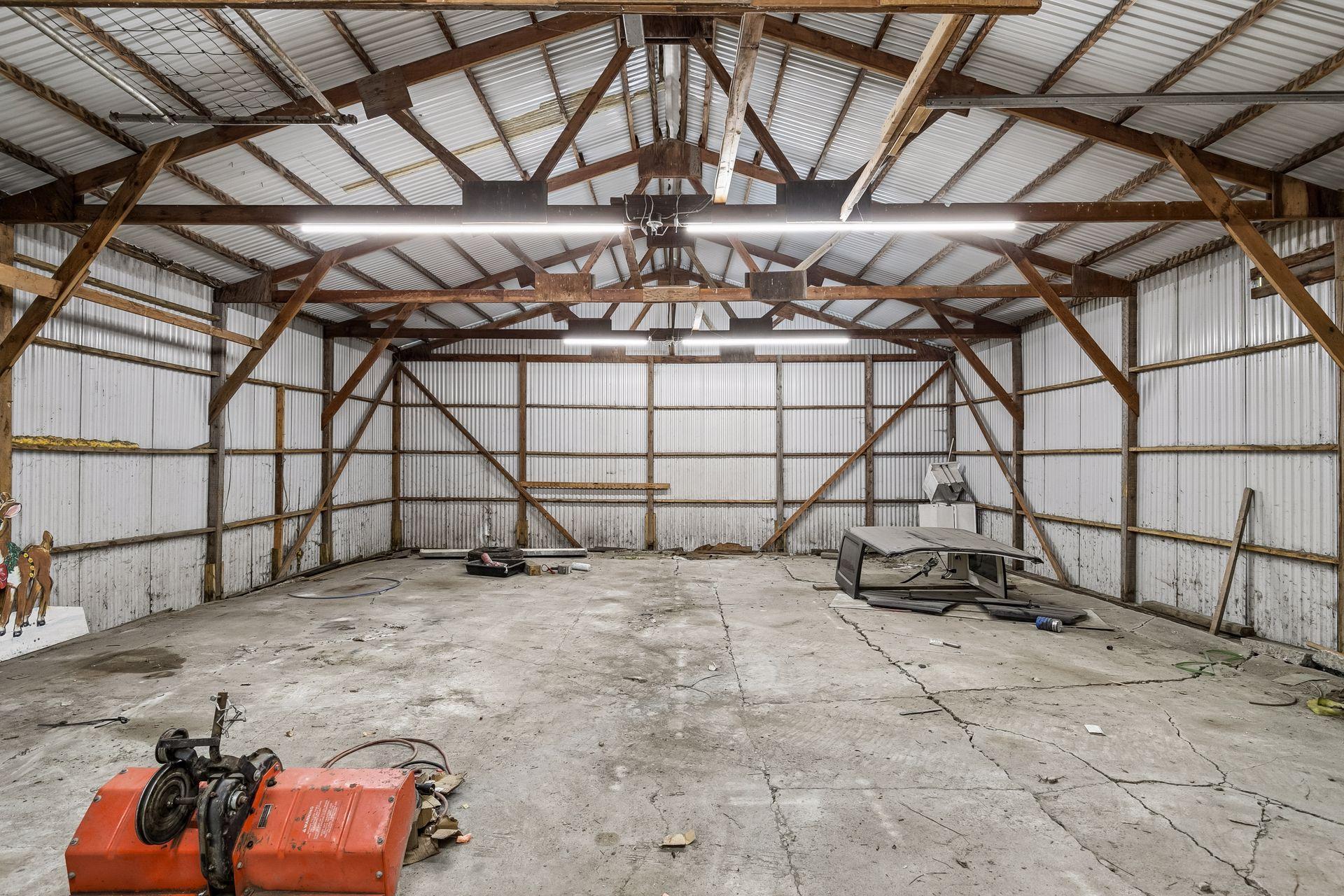 39606 230th Street Property Photo 15