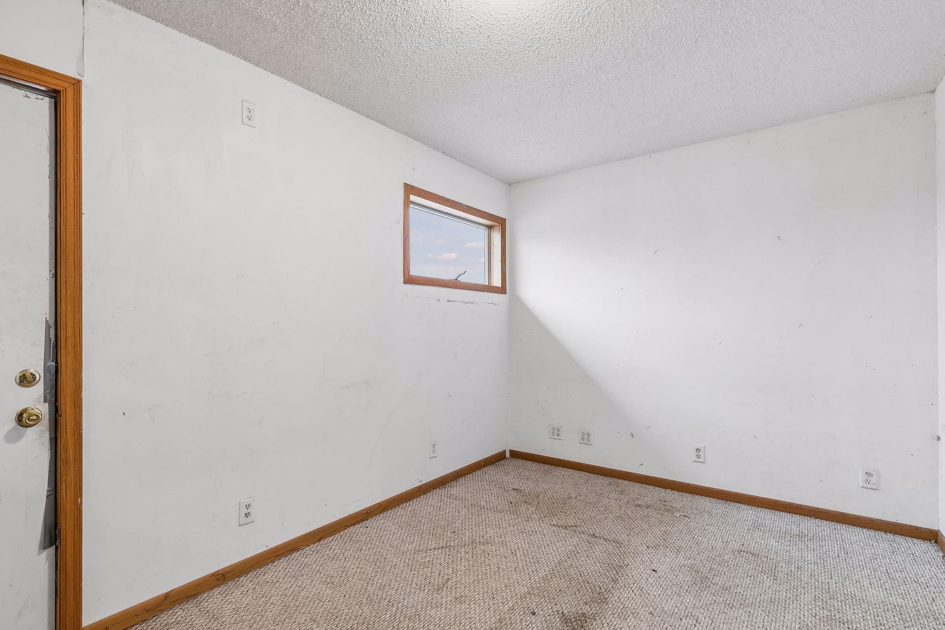 39606 230th Street Property Photo 20