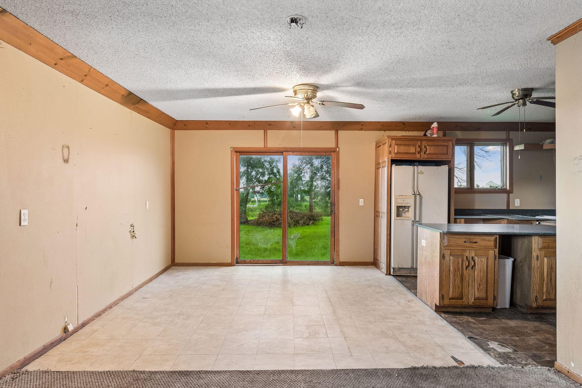 39606 230th Street Property Photo 25