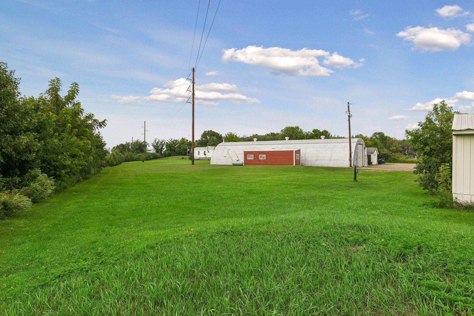 39606 230th Street Property Photo 33