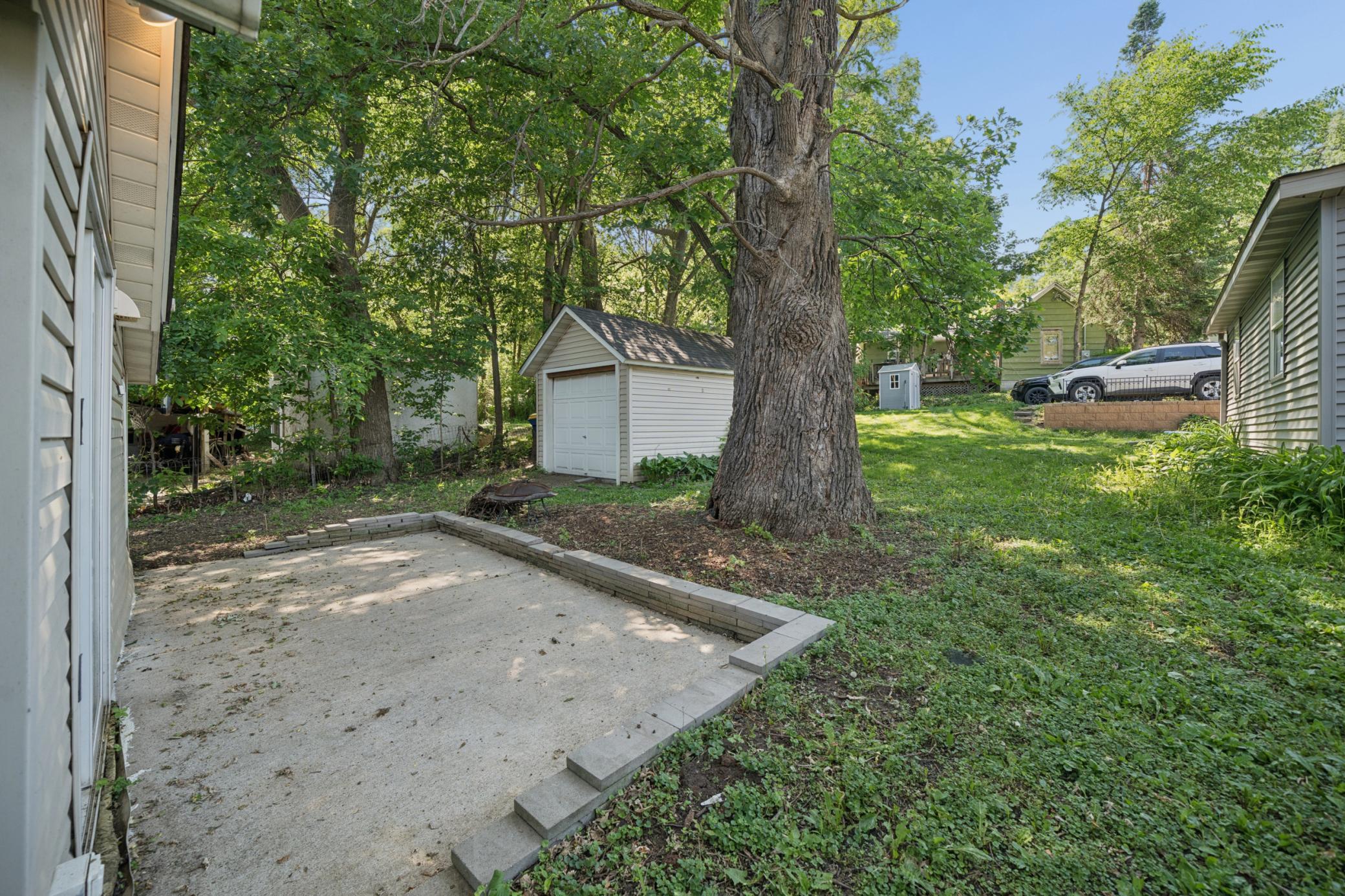 210 Willow Street Property Photo 5