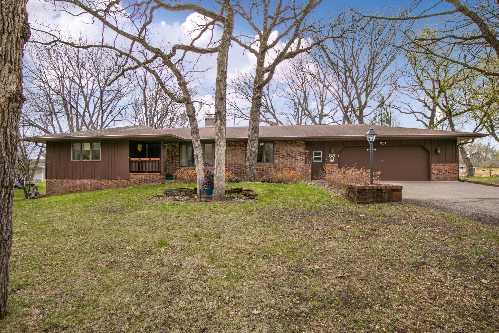 2426 Cooper Avenue S Property Photo 19