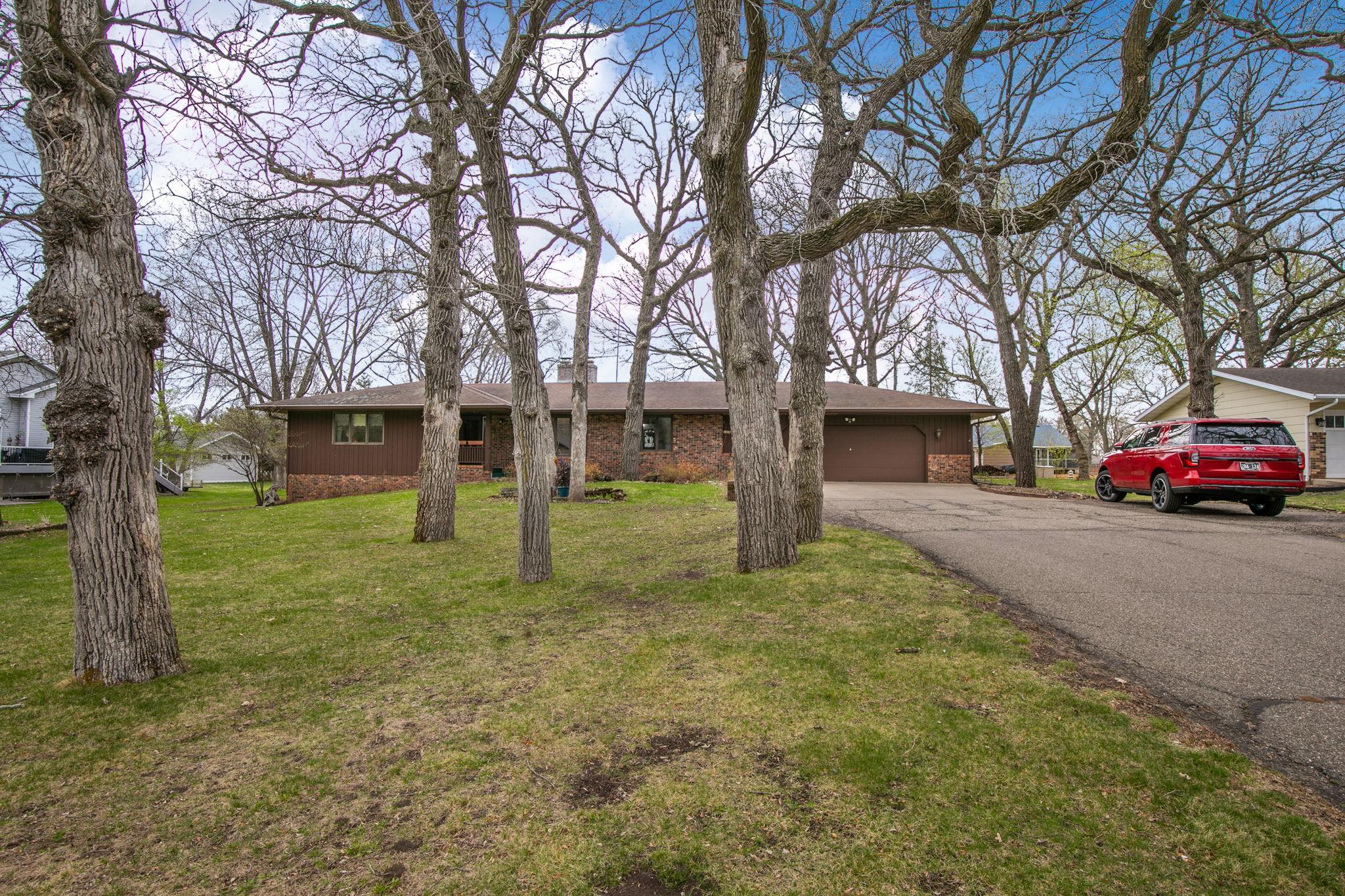 2426 Cooper Avenue S Property Photo 20