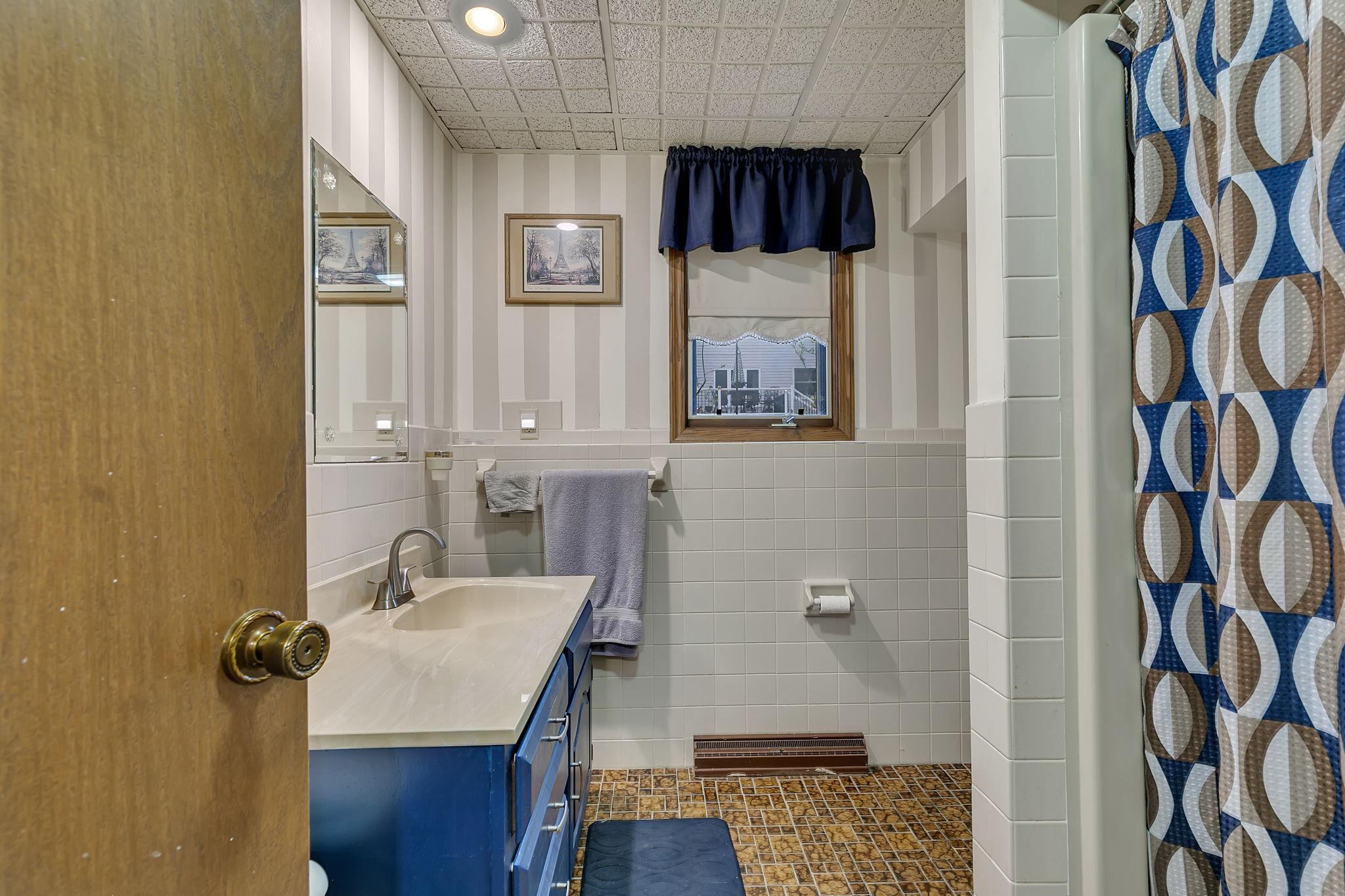 2426 Cooper Avenue S Property Photo 34