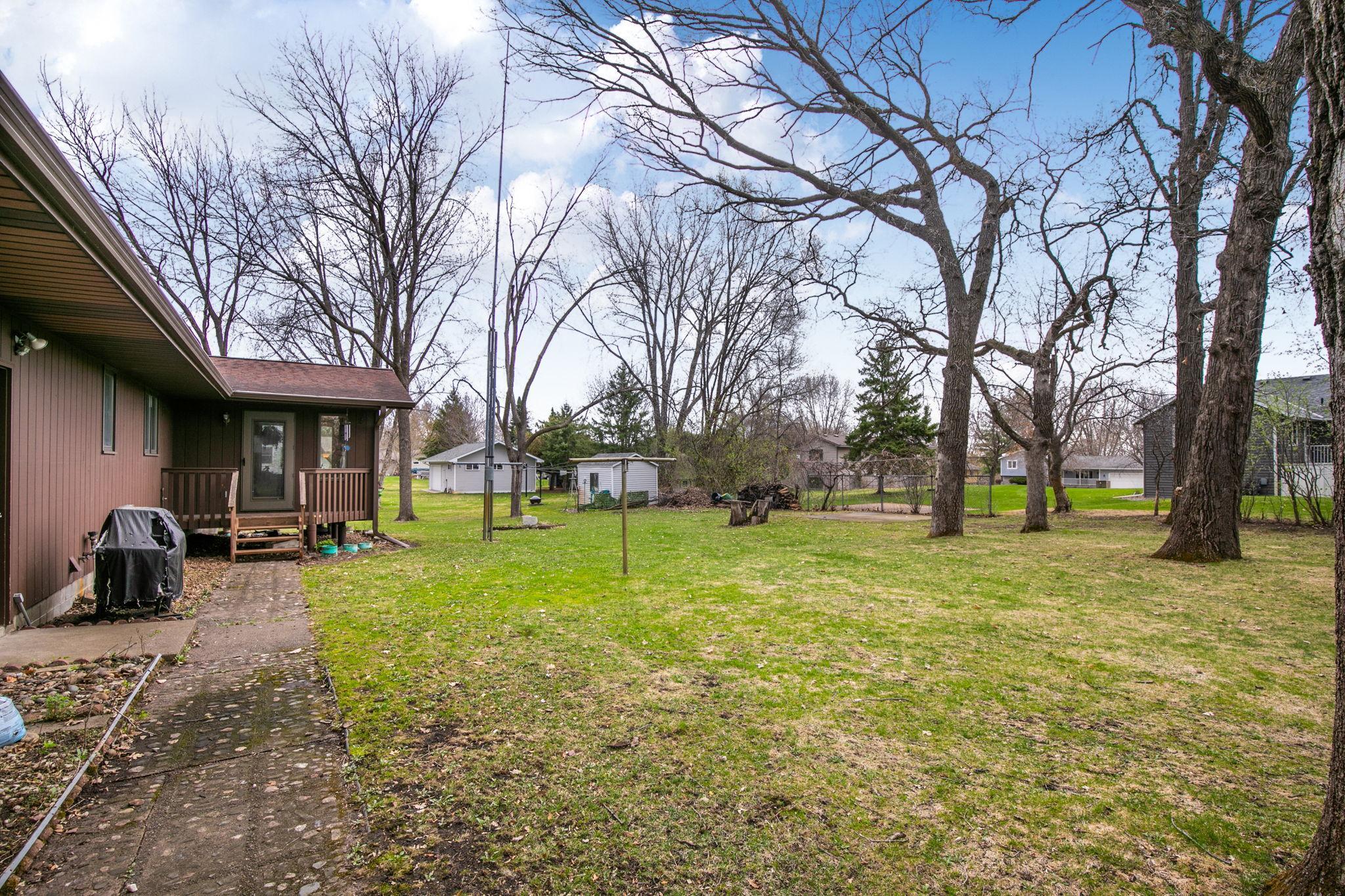 2426 Cooper Avenue S Property Photo 39