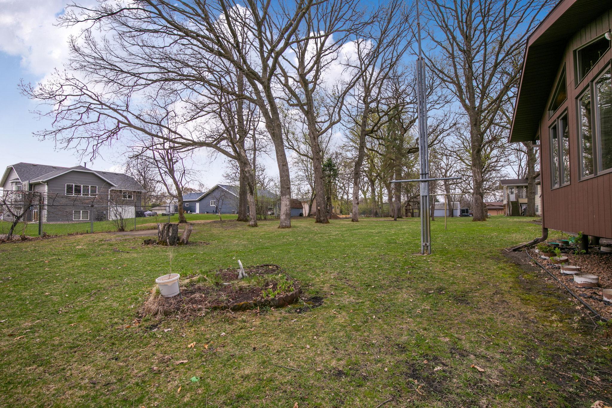 2426 Cooper Avenue S Property Photo 40