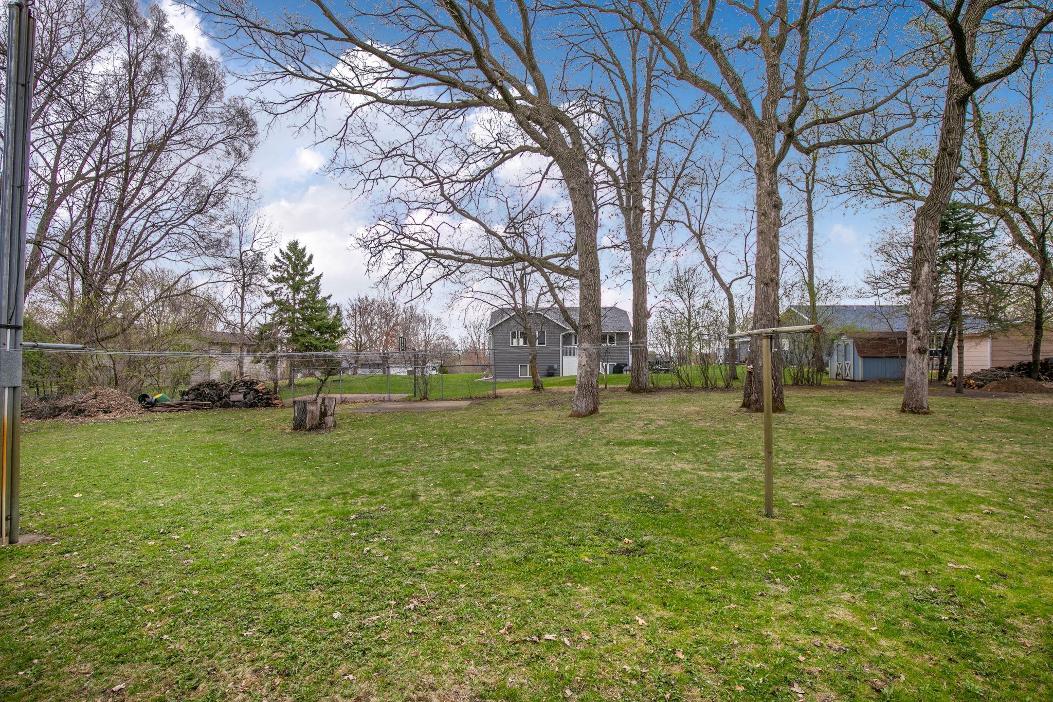 2426 Cooper Avenue S Property Photo 41
