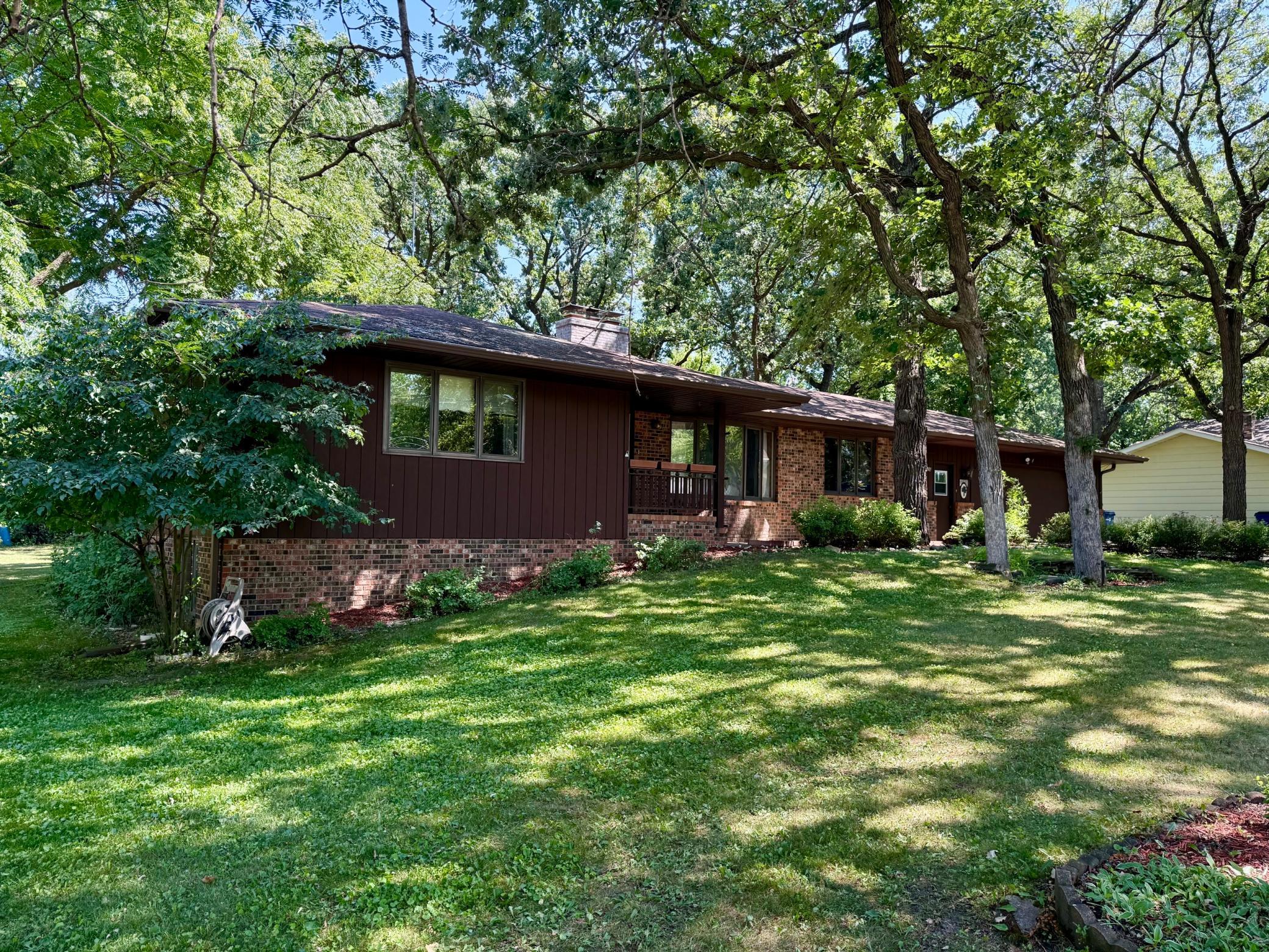 2426 Cooper Avenue S Property Photo 44