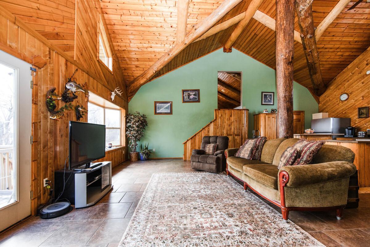 48484 Flicker Lane Property Photo 40