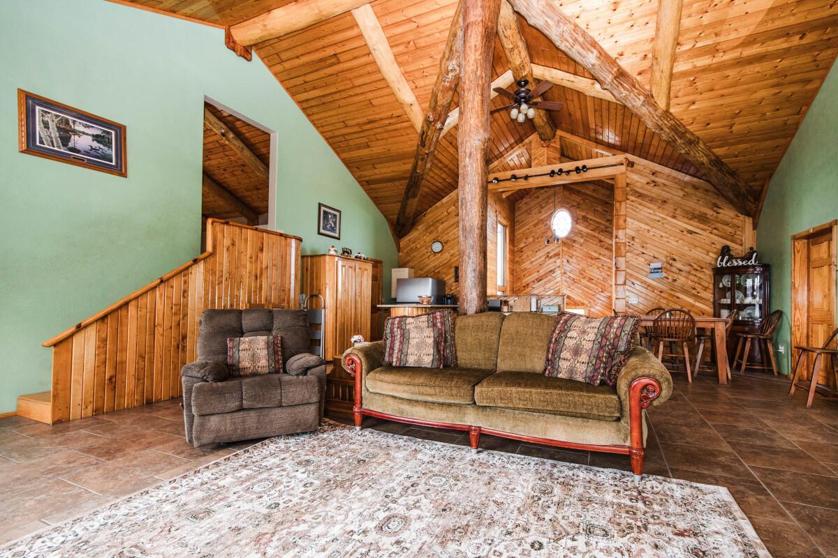 48484 Flicker Lane Property Photo 42