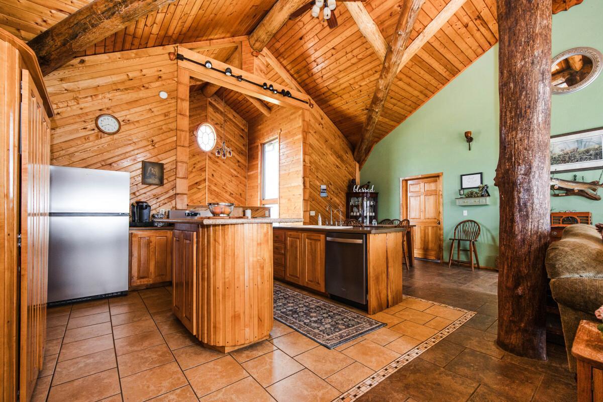 48484 Flicker Lane Property Photo 44