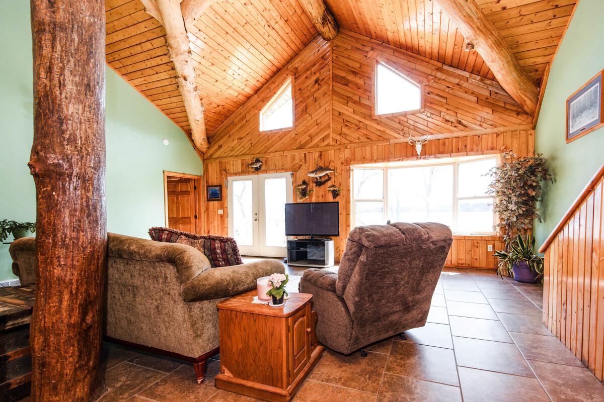 48484 Flicker Lane Property Photo 46