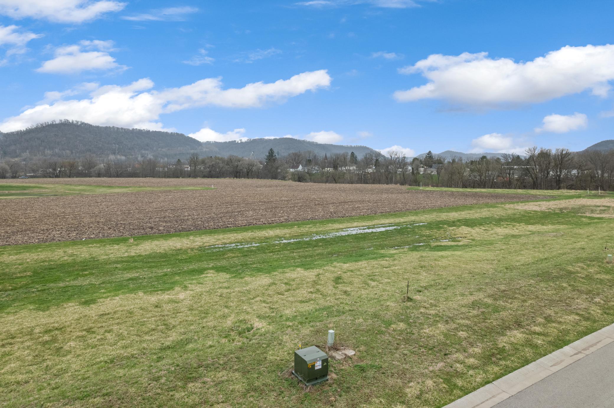 255 Pheasant Run Property Photo 1