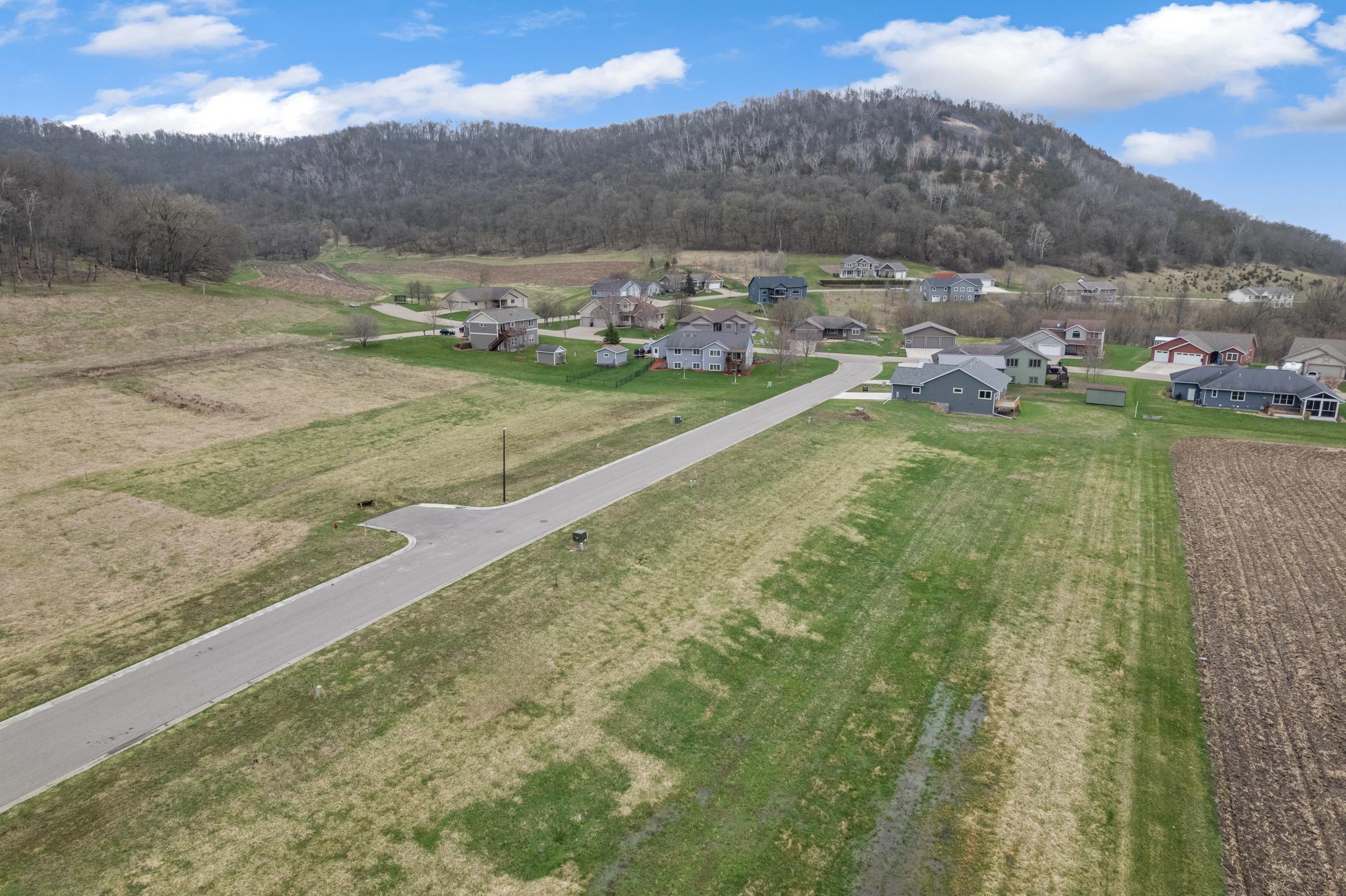 255 Pheasant Run Property Photo 5