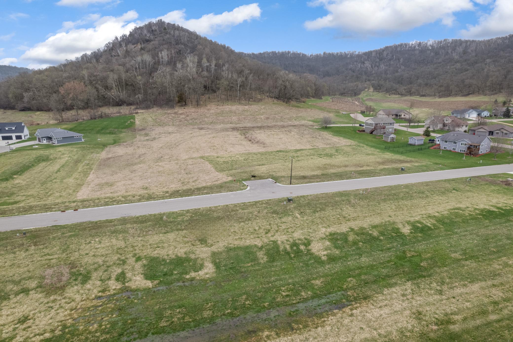 255 Pheasant Run Property Photo 10