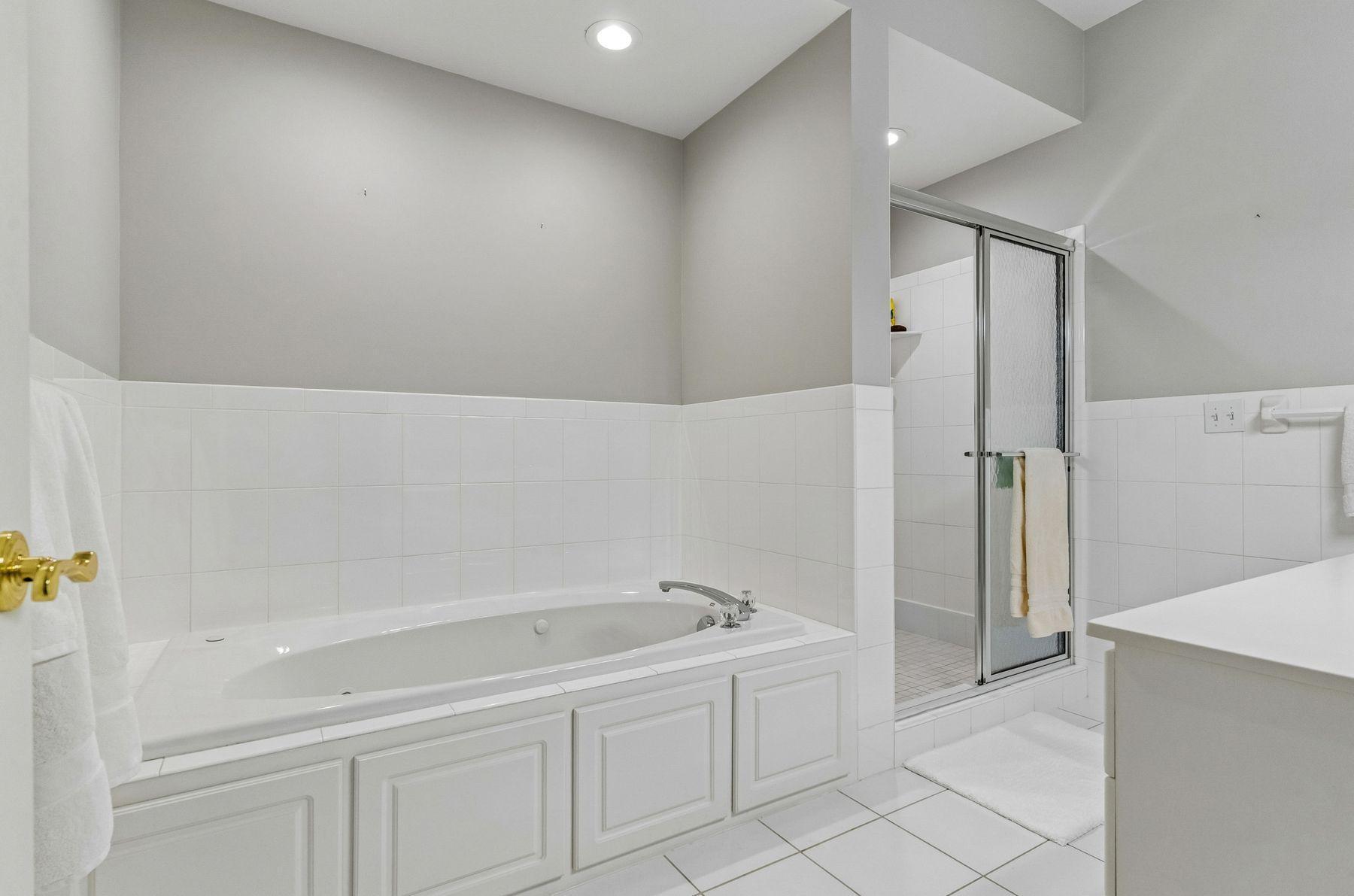 5000 Halifax Avenue S 107 Property Photo 6