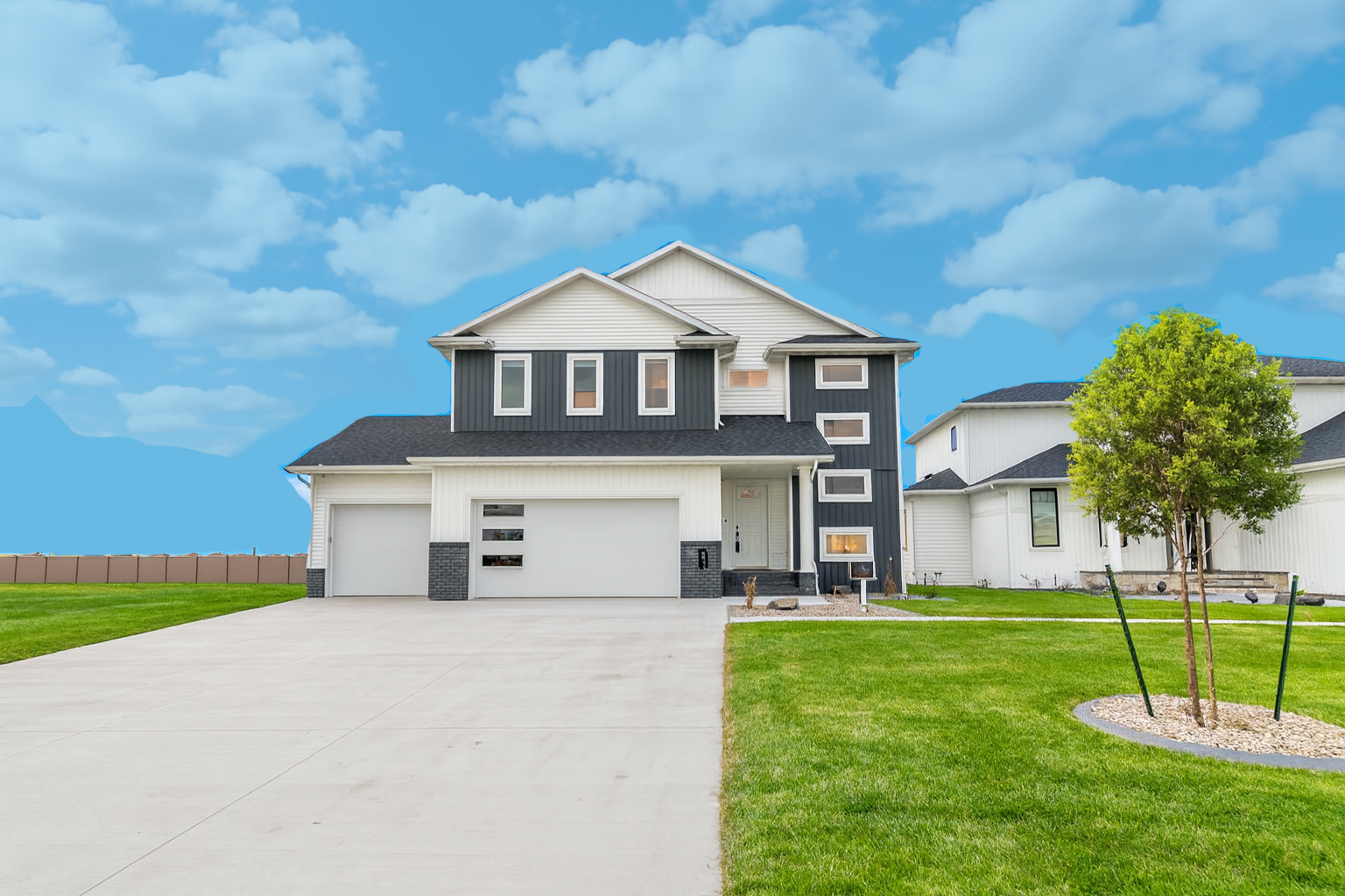 6841 Sunrise Pt Property Photo 1