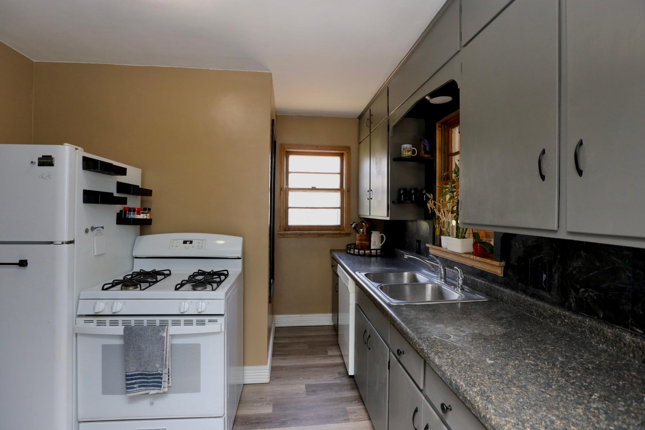 220 Adams Avenue Se Property Photo 15