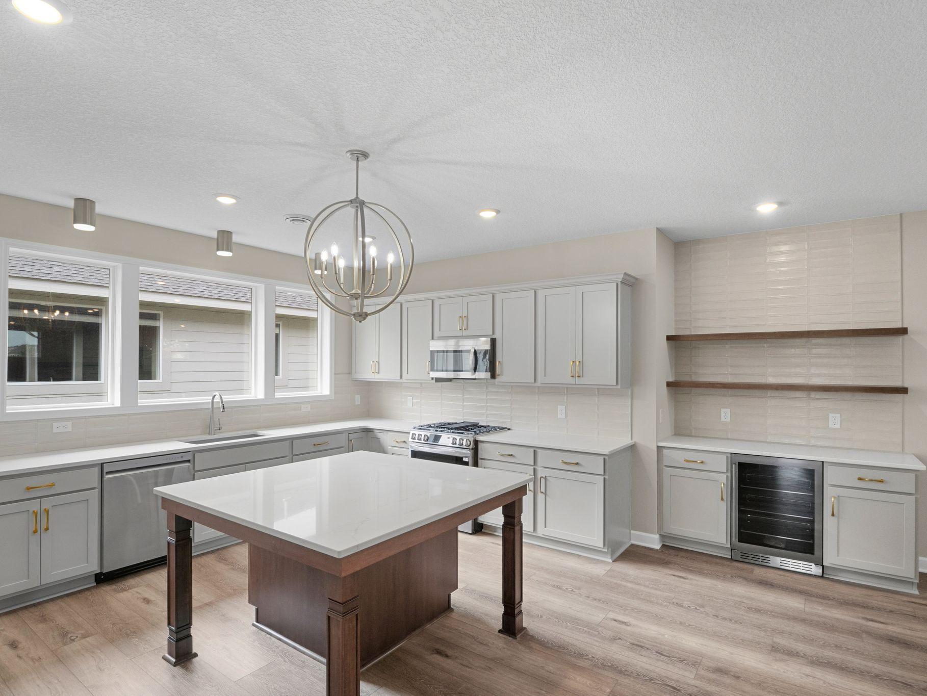17717 Everest Avenue Property Photo 14
